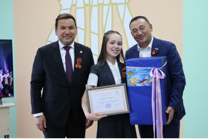Апаста “Созвездие-Йолдызлык” фестивале җиңүчеләре бүләкләнде