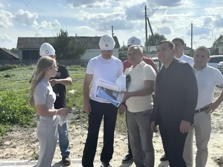 Апаста төзелеш һәм капиталь төзекләндерү эшләре тикшерелде