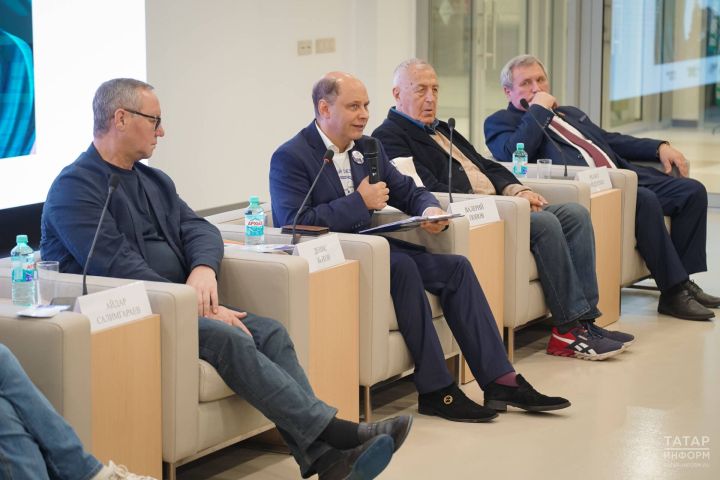 Татарстан лидирует по числу национальных книжных изданий – Салимгараев