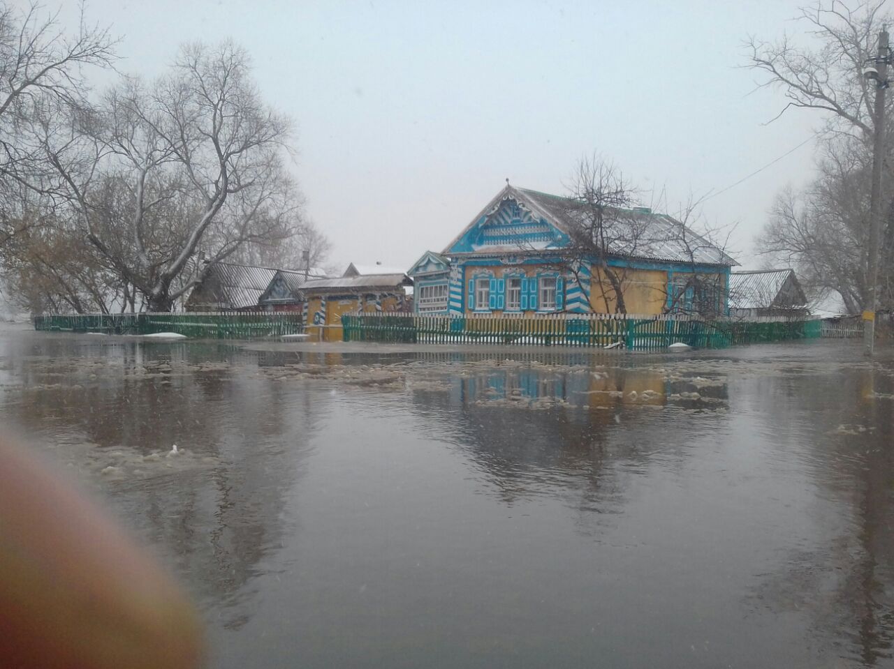 Районда су кергән авыллар күзәтү астында тора
