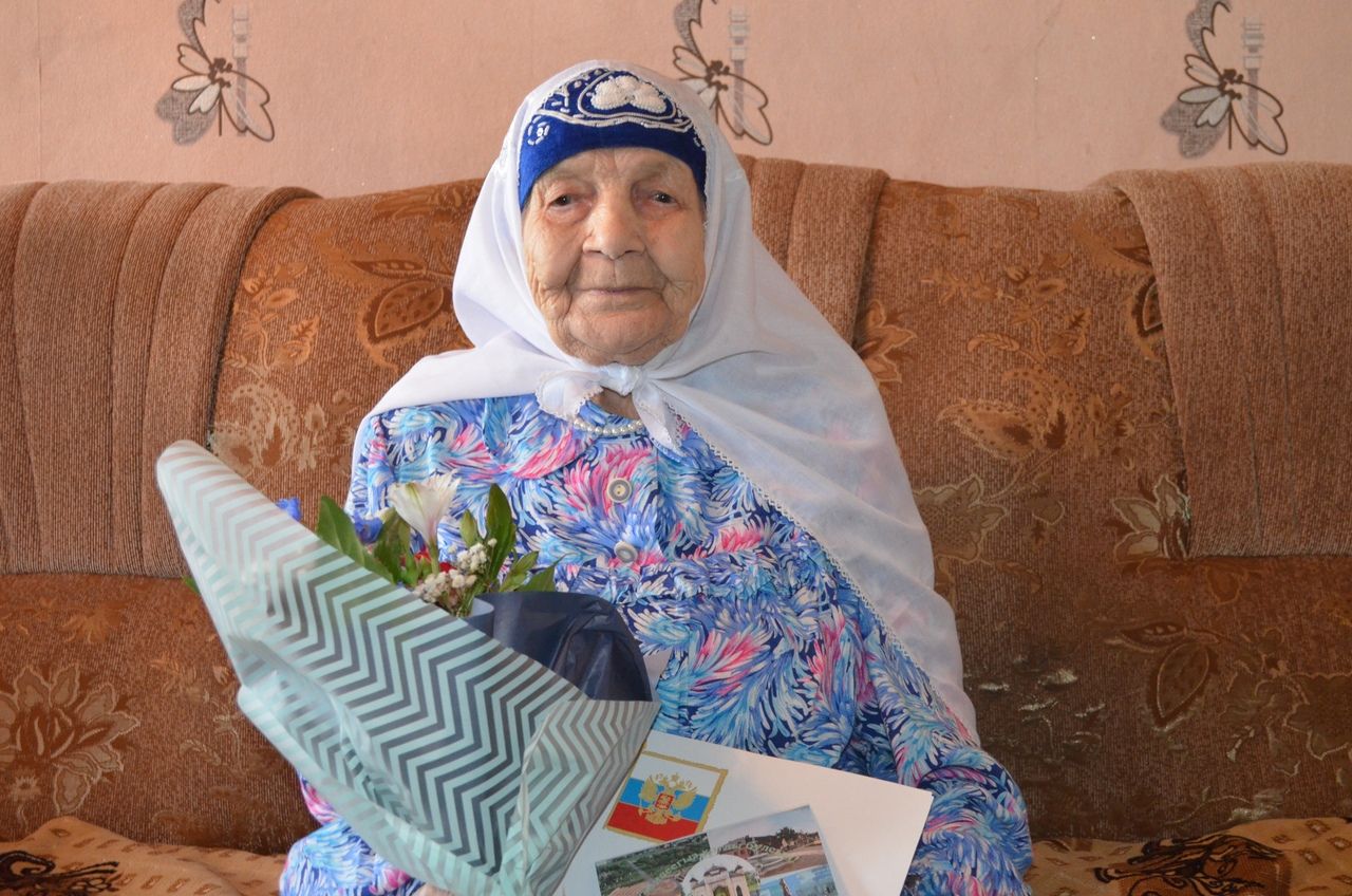 Татарские бабушки в платках