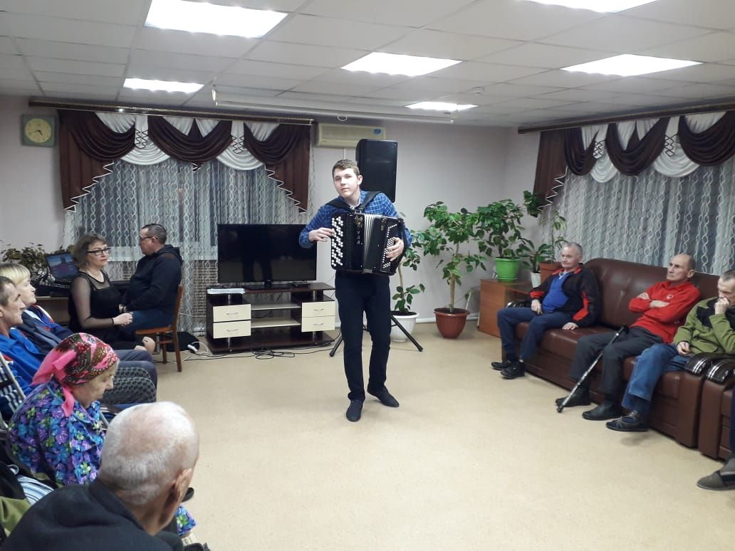 Апаслылар картлар йортларында мәдәни чаралар оештыра