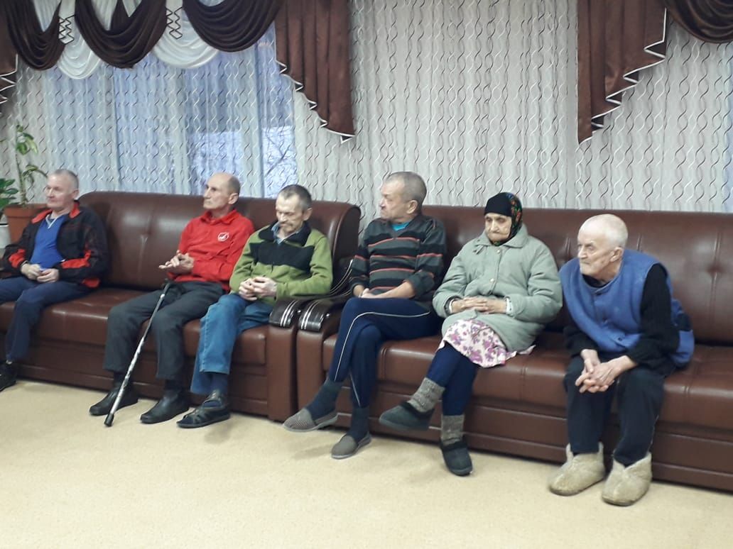 Апаслылар картлар йортларында мәдәни чаралар оештыра