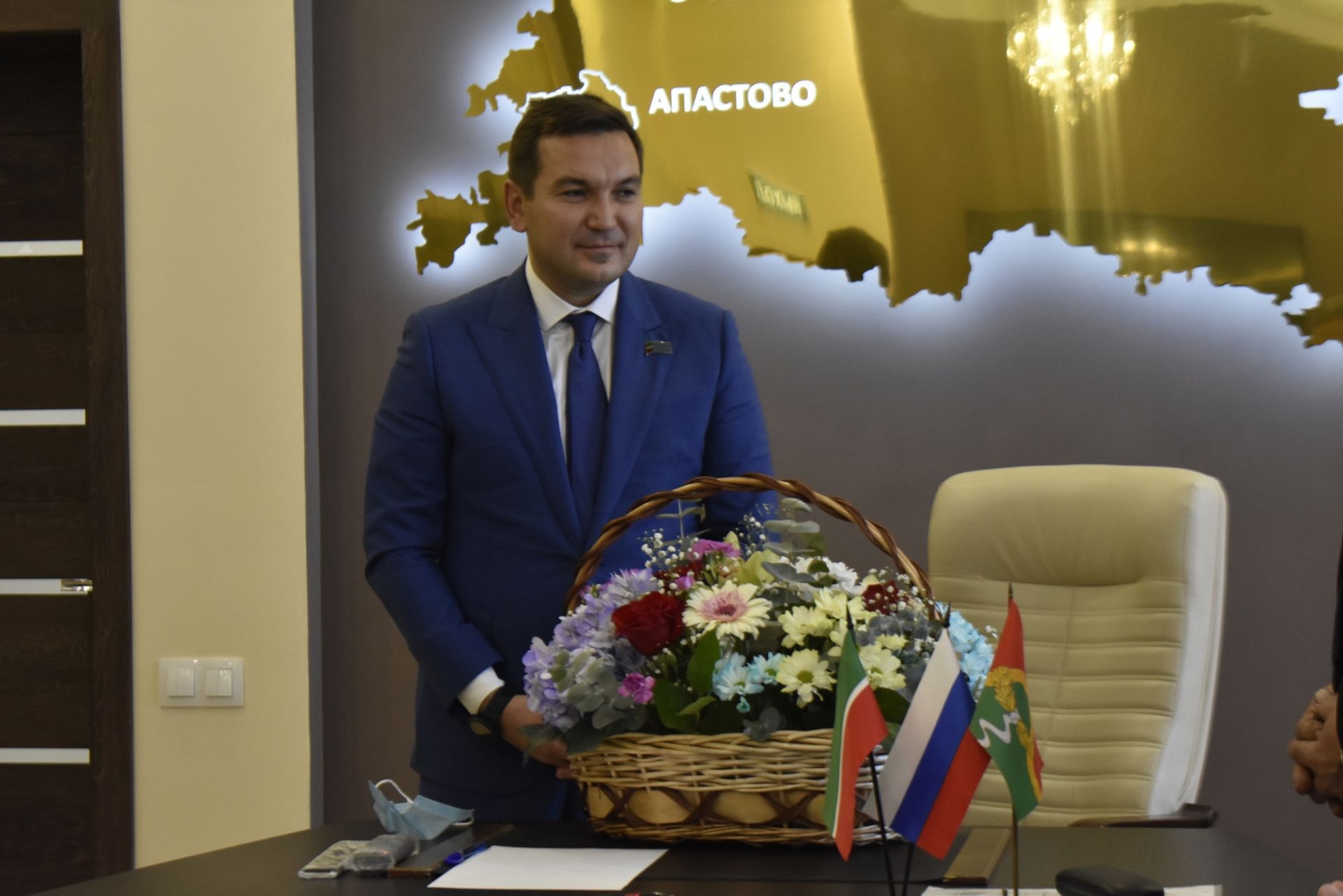 Апас шәһәр җирлеге депутатлары Апас шәһәр тибындагы поселогы муниципаль берәмлеге башлыгын сайлады