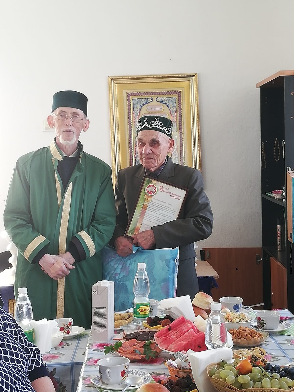 Олы Болгаер мәчете кунаклар каршылады