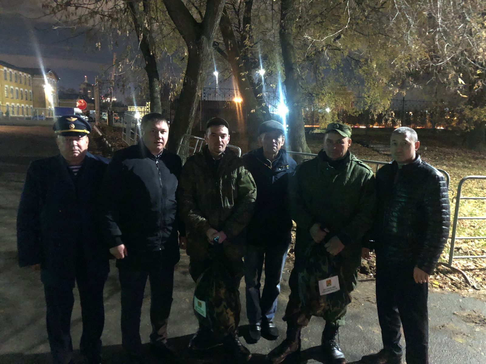 Глава Апастовского района встретился с мобилизованными ребятами