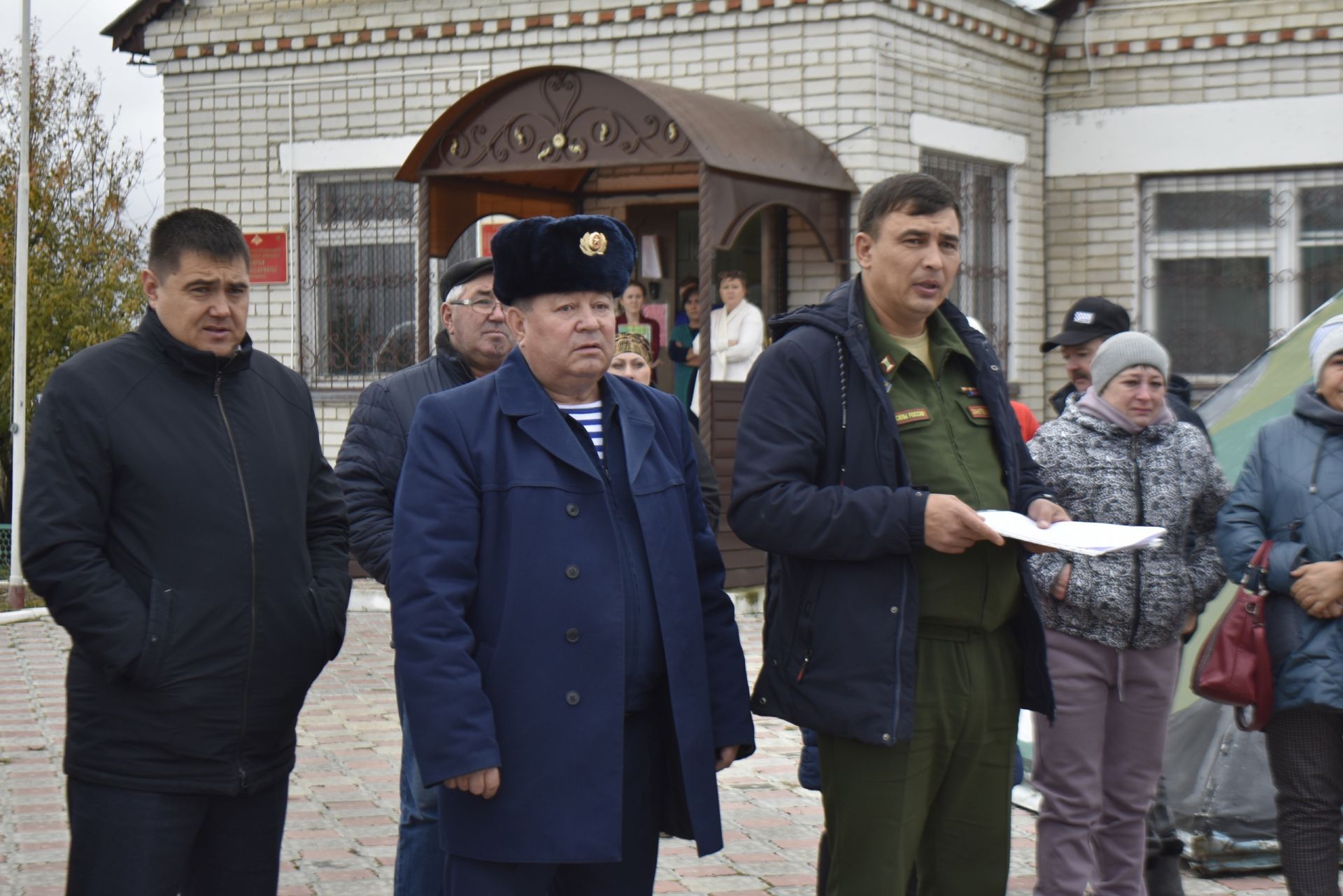 Апастан тагын бер төркем мобилизацияләнүче ир-егетләрне озаттылар