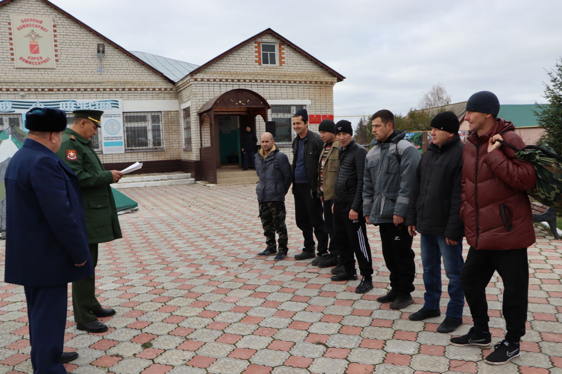 “Без сезнең белән горурланабыз. Рәхмәт сезгә!”