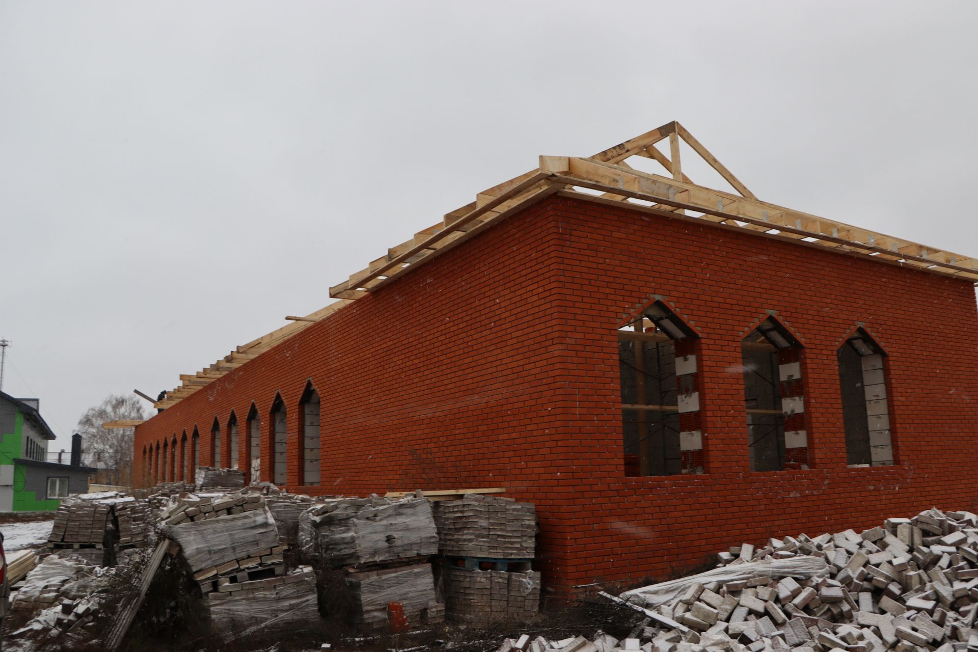 В Апастово продолжается строительство медресе
