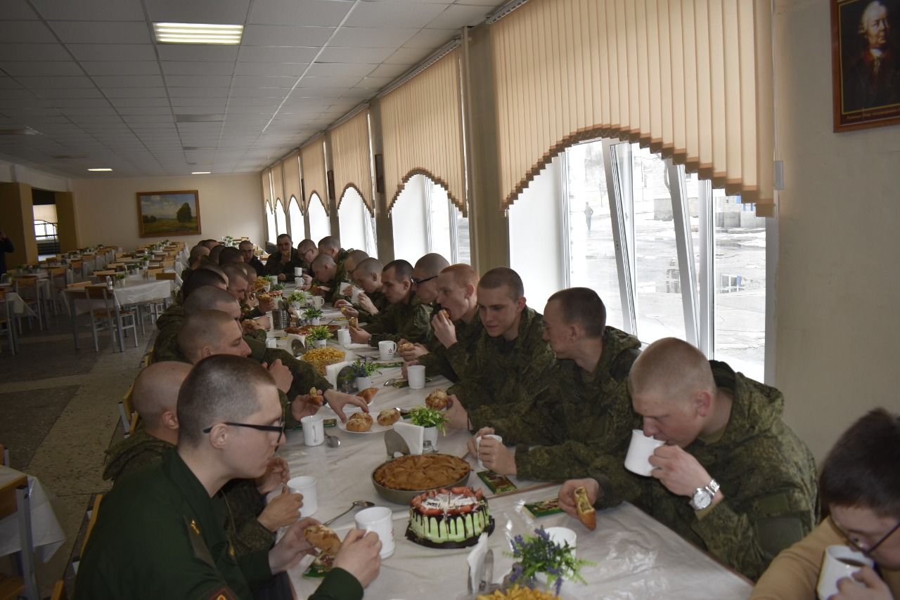 Апас делегациясе Ульяновск шәһәрендә хәрби частьта кунакта булды