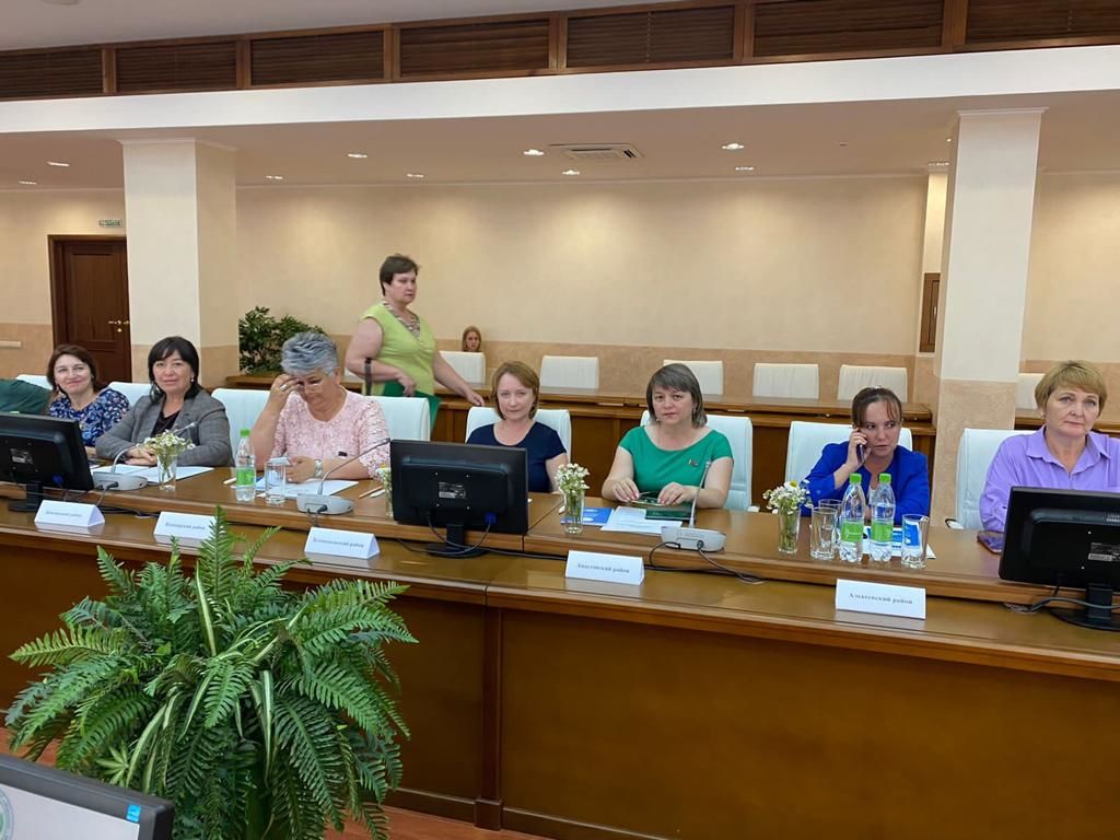 Состоялось совместное заседание объединения женщин-депутатов Государственного Совета «Мәрхәмәт – Милосердие» и муниципальных объединений женщин-депутатов