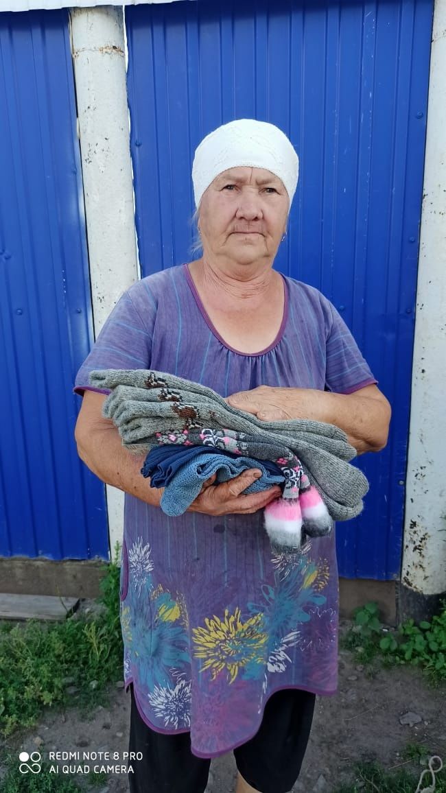 Урта Балтайлылар “Әбиләр кайгыртуы” акциясе кысаларында оекбаш, башмак, бияләйләр бәйләде