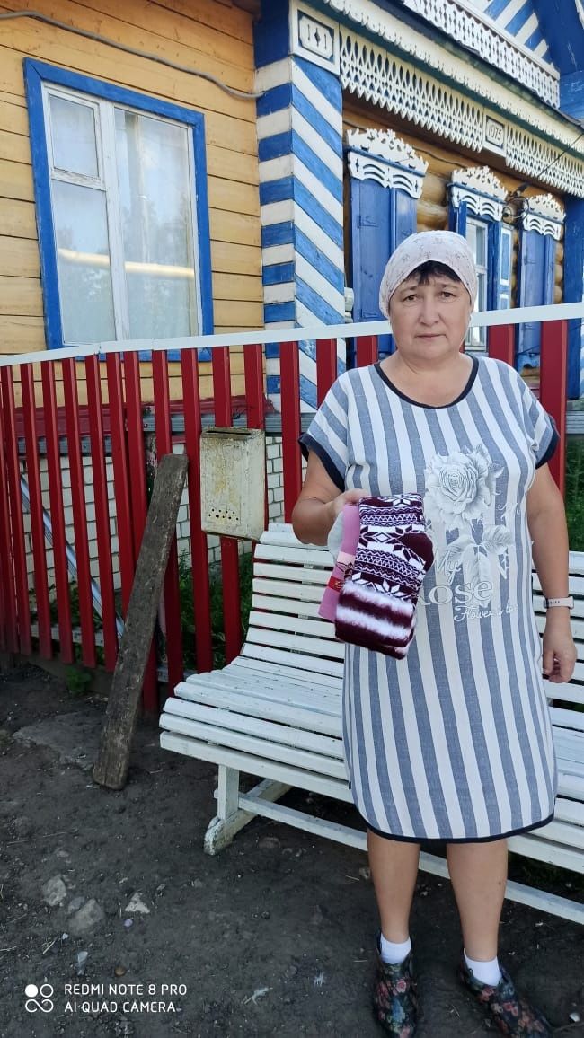 Урта Балтайлылар “Әбиләр кайгыртуы” акциясе кысаларында оекбаш, башмак, бияләйләр бәйләде