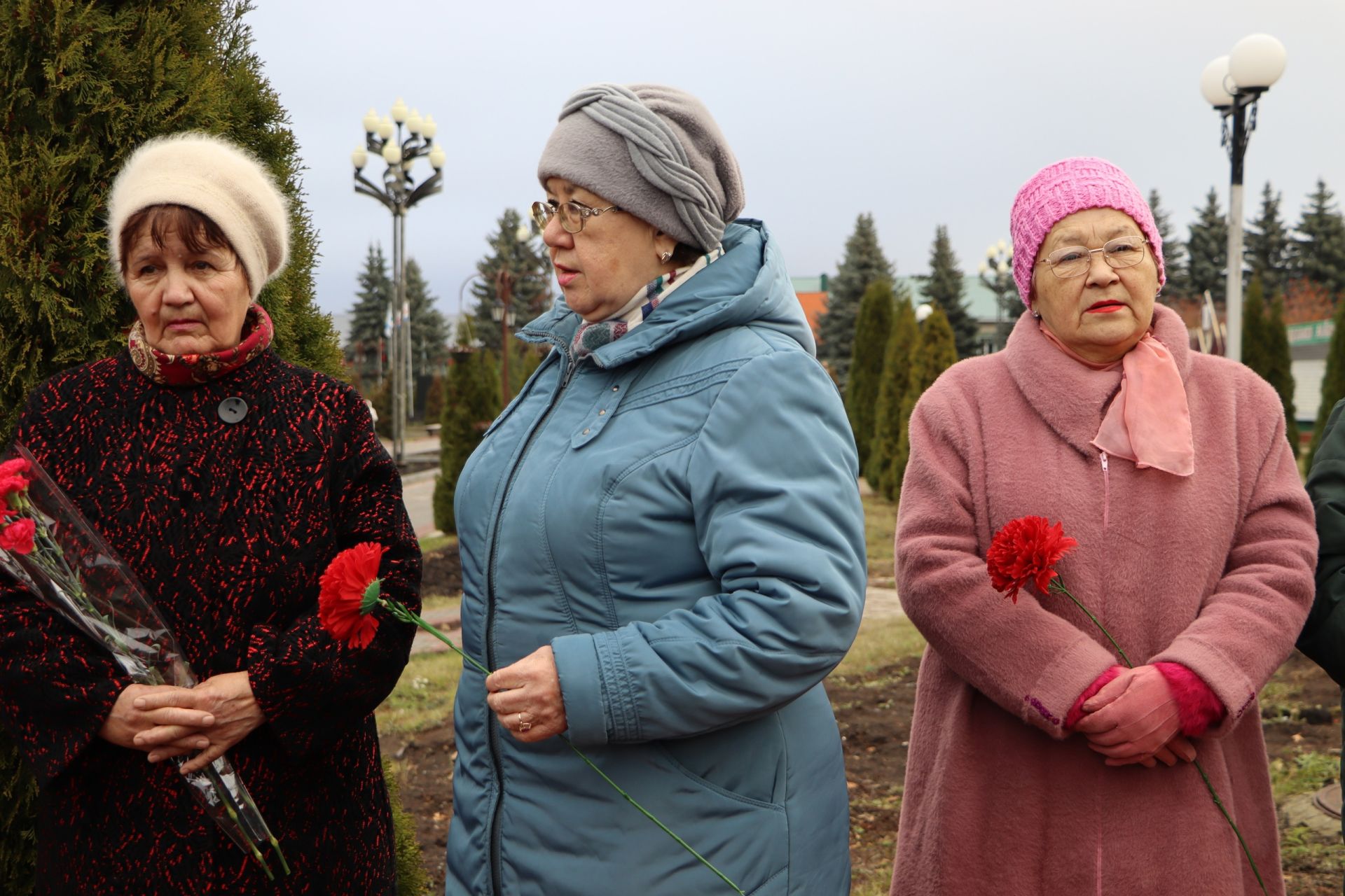 Апаста бөек композитор, җырчы, якташыбыз Сара Садыйкованы искә алдылар