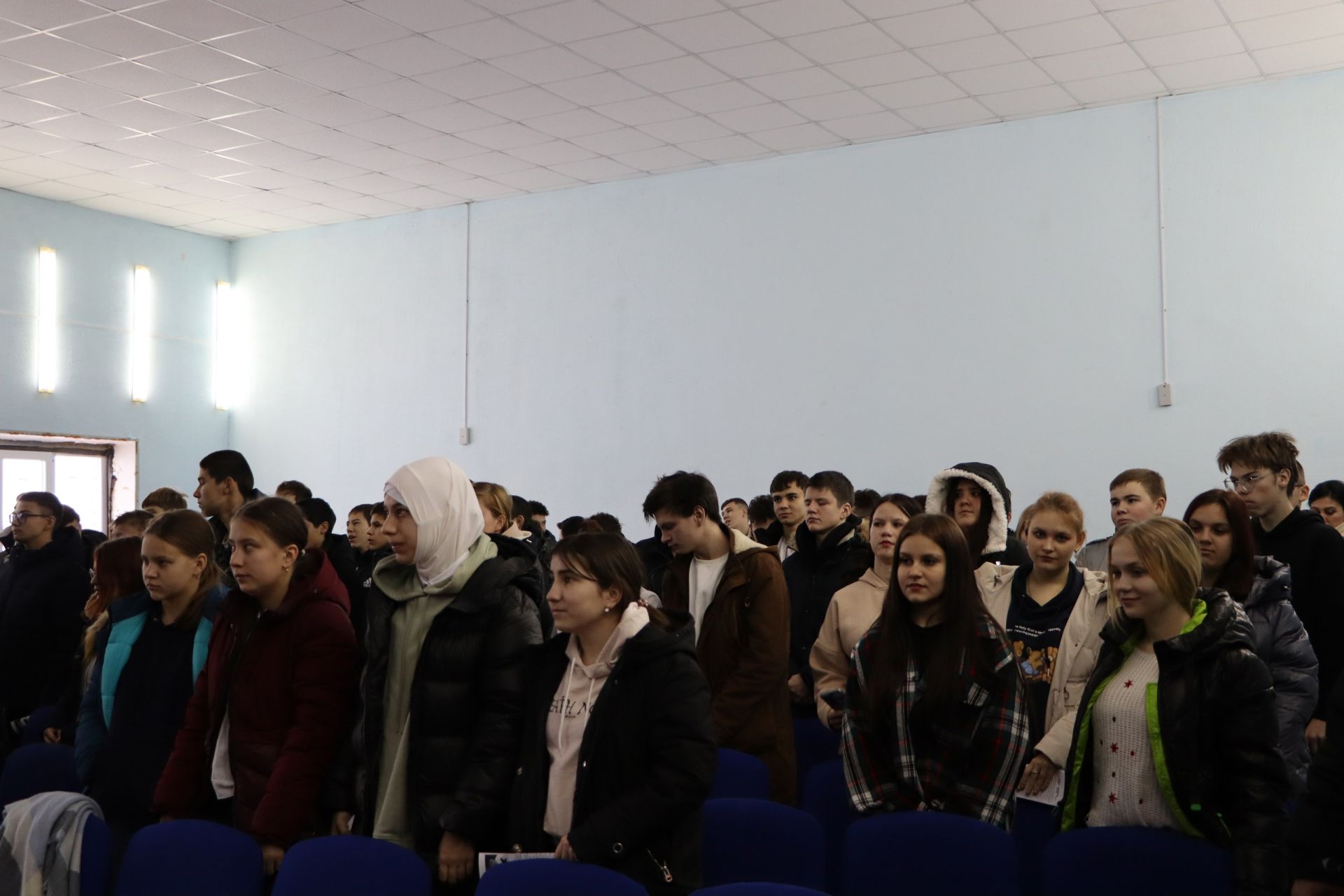 Апаста студентлар прокурор киңәшләрен тыңлады