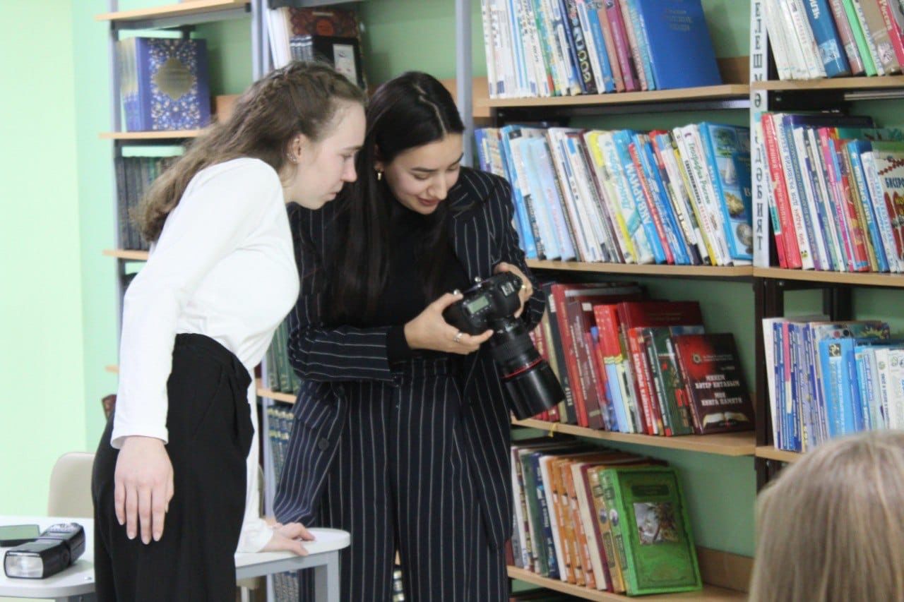 В Центральной детской библиотеке прошел мастер-классе «Фотограф в библиотеке»