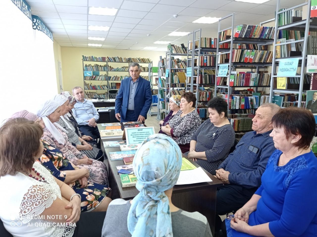 Олы Бакырчы авылы китапханәсендә хатын-кызларга багышланган искиткеч матур чара узды