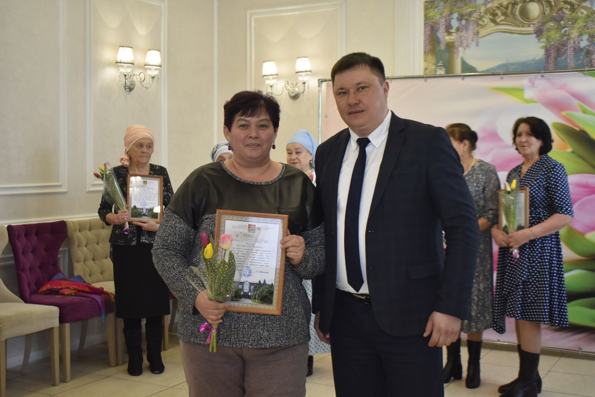 Апас авыл җирлеге ветераннарын хөрмәтләде