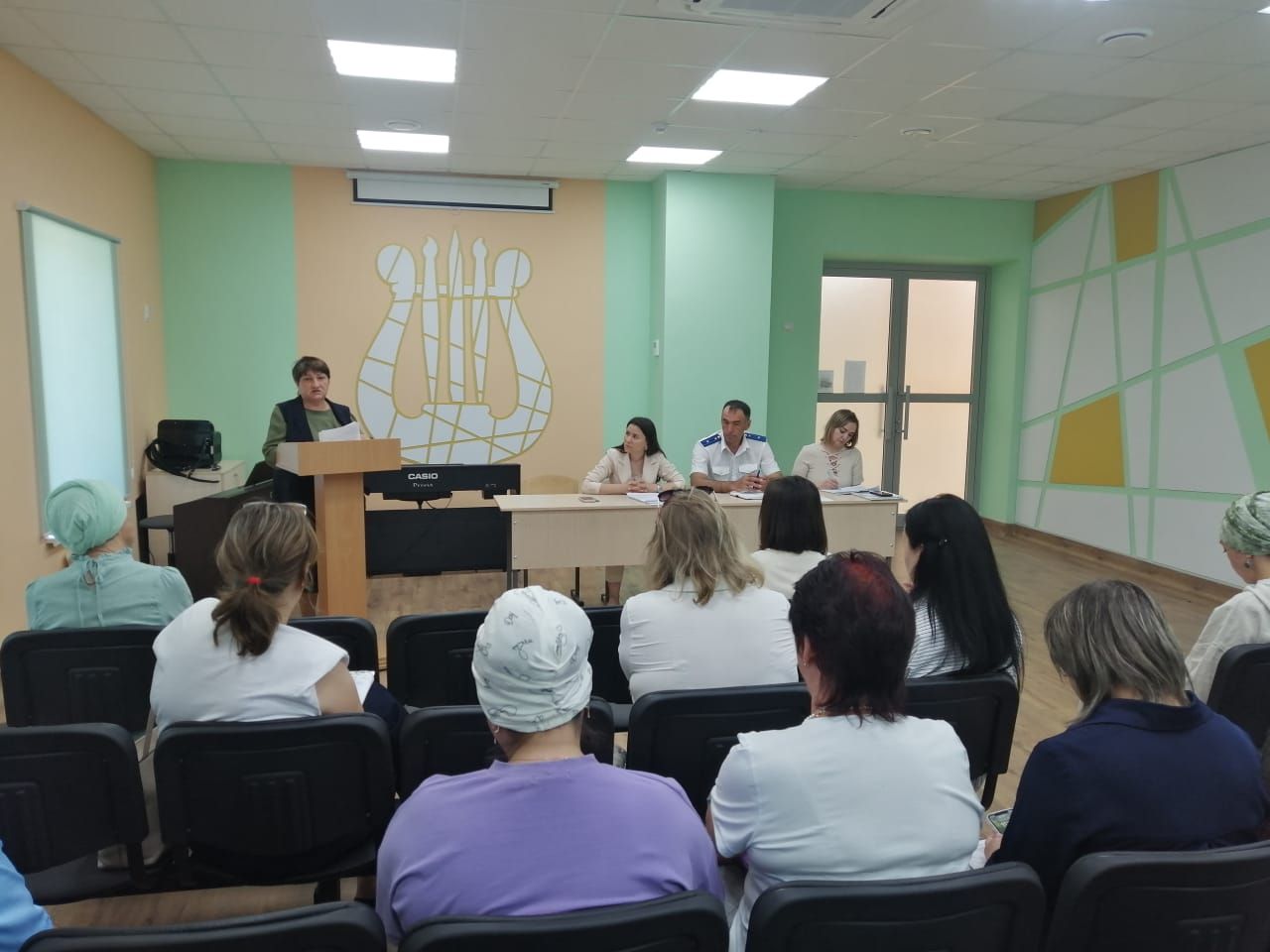 25 мая в подростковом клубе «Алга» прошло расширенное заседание комиссии по делам несовершеннолетних и защите их прав Апастовского района
