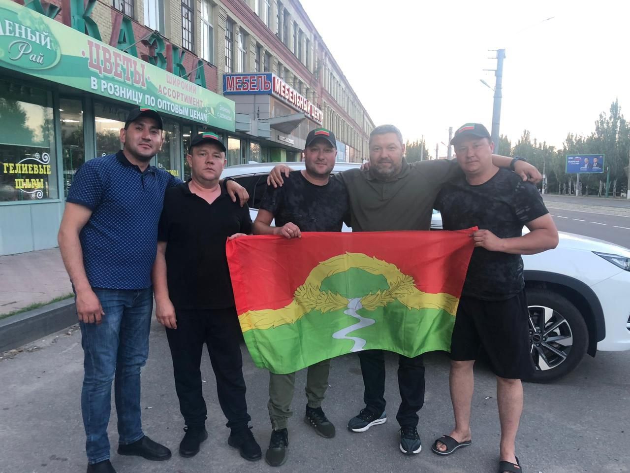 Апастан гуманитар йөк Лисичанс һәм Рубежное халкына барып җитте