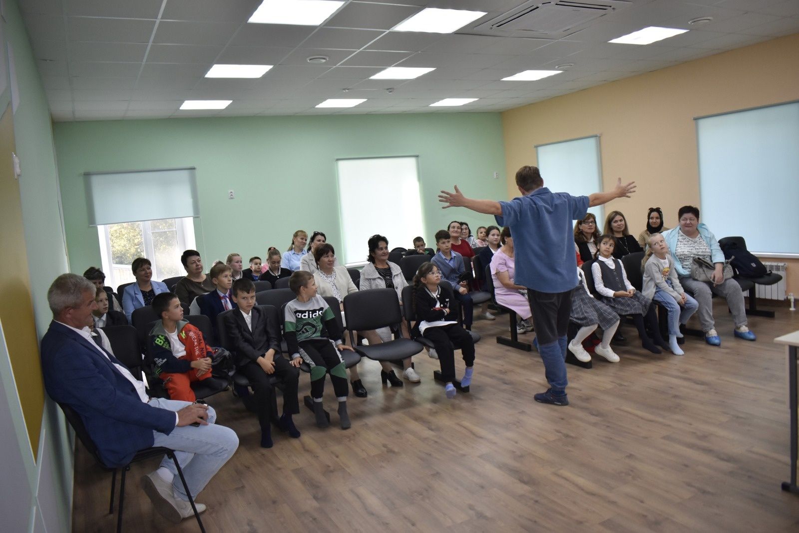 “Йолдызлык” фестиваленә әзерлекне тикшерү уңаеннан Апаска Дмитрий Туманов килде