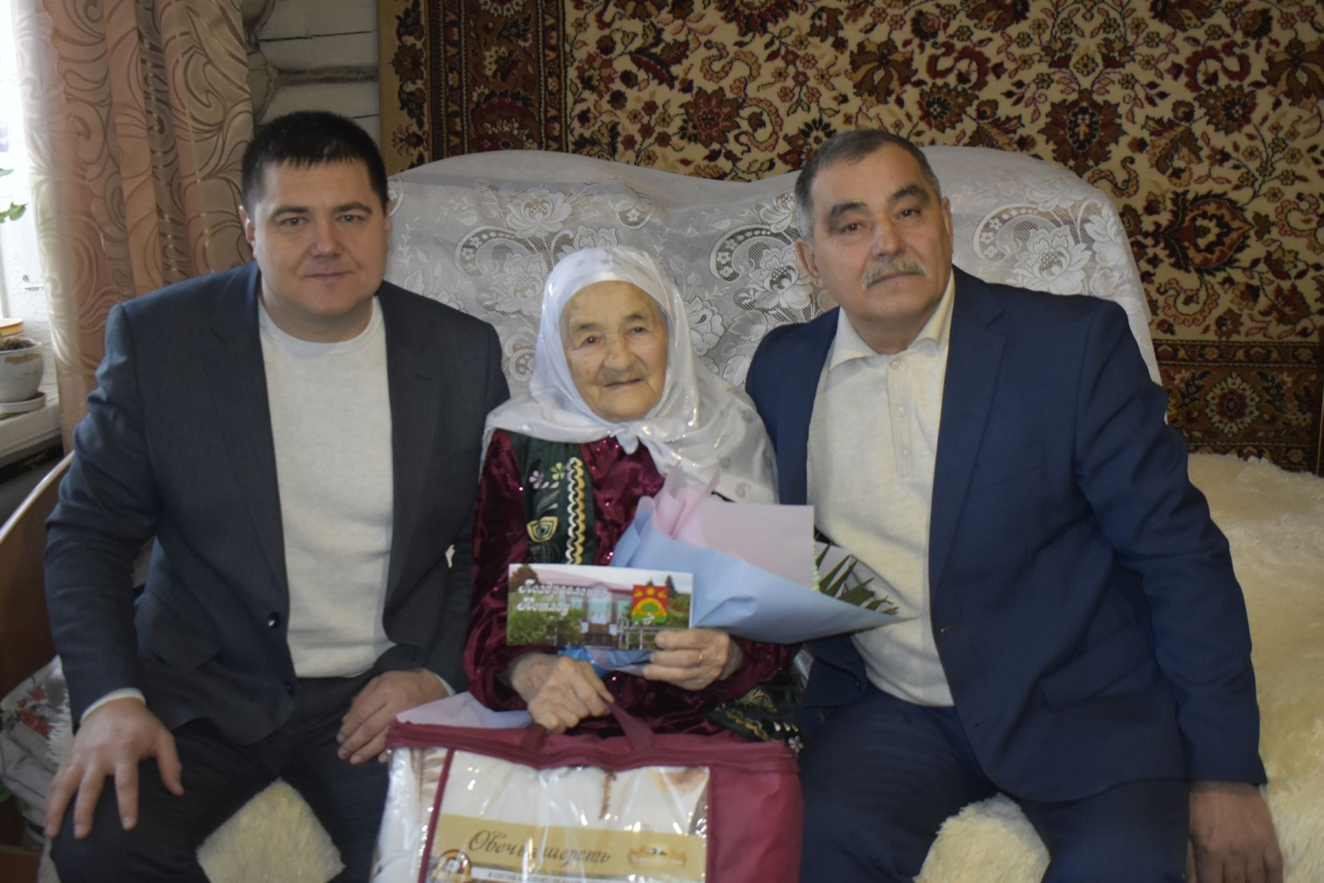 Фәһимә әби Салаватуллина: “Миңа булган хөрмәтегез өчен Ходай Тәгалә зурласын”