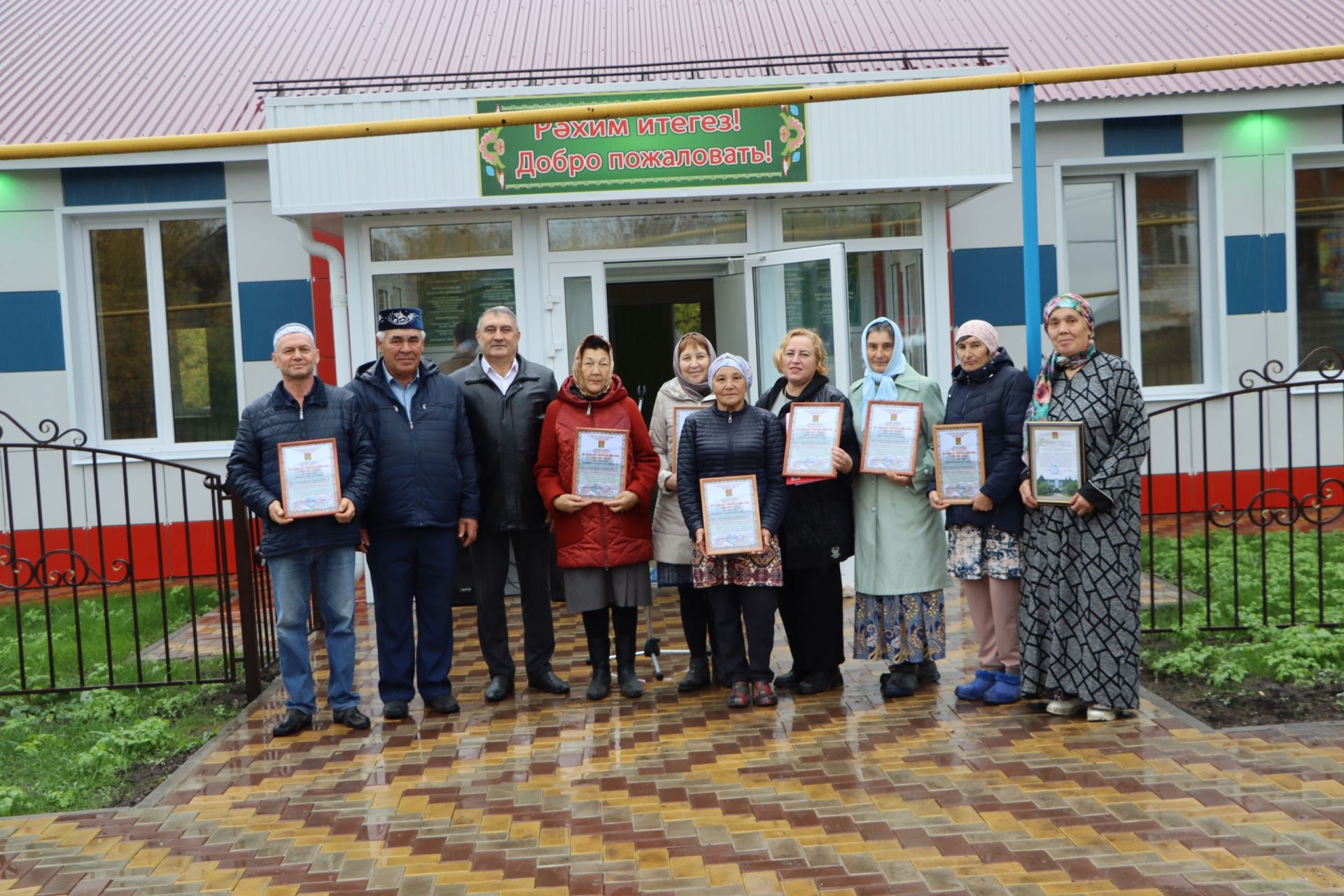 Карамасар авылында төзекләндерүдән соң “Югары Инеш” чишмәсе ачылды