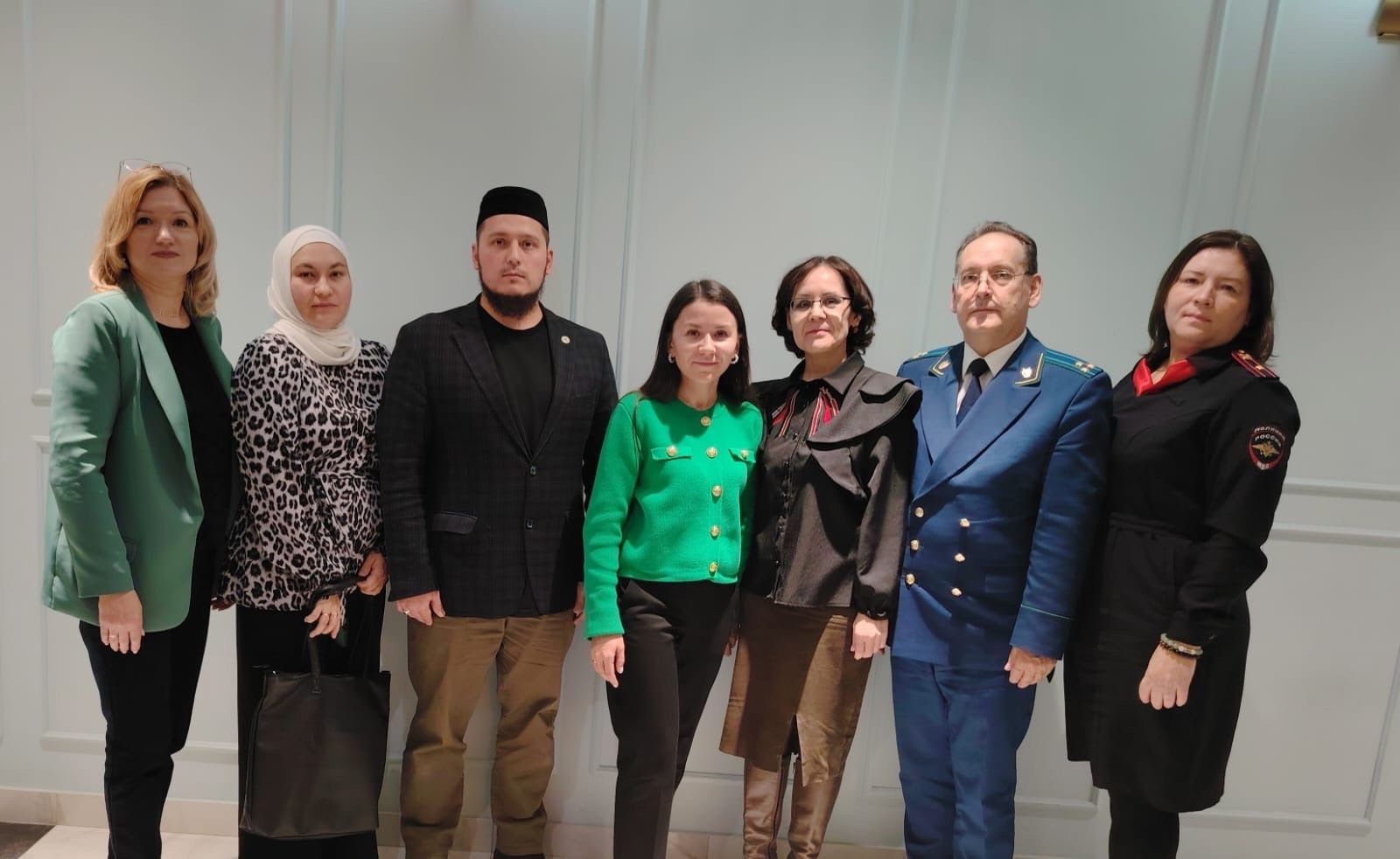 Апаста “Бергә начар гадәтләргә каршы” акциясе узды