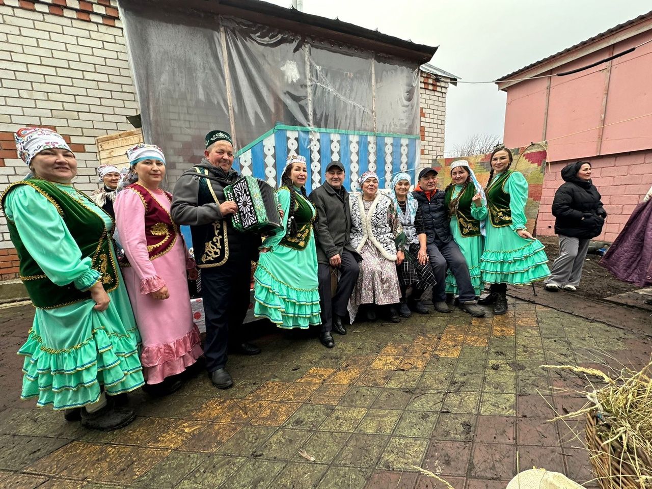 Шәмәк авылында Каз өмәсе гөрләде