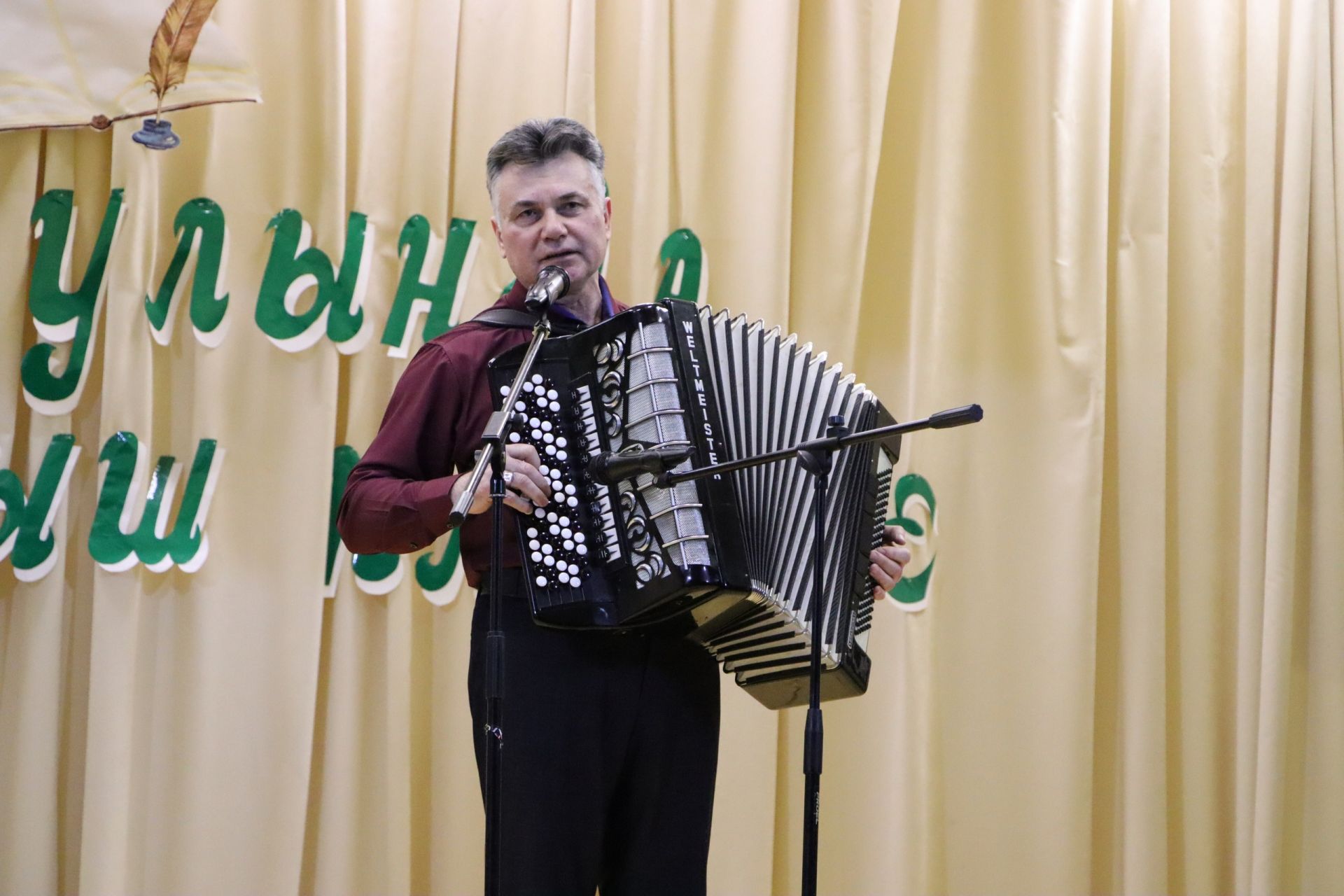 “Авылда яшәп, иҗат иткән хатын-кыз – бер башка өстенрәк”