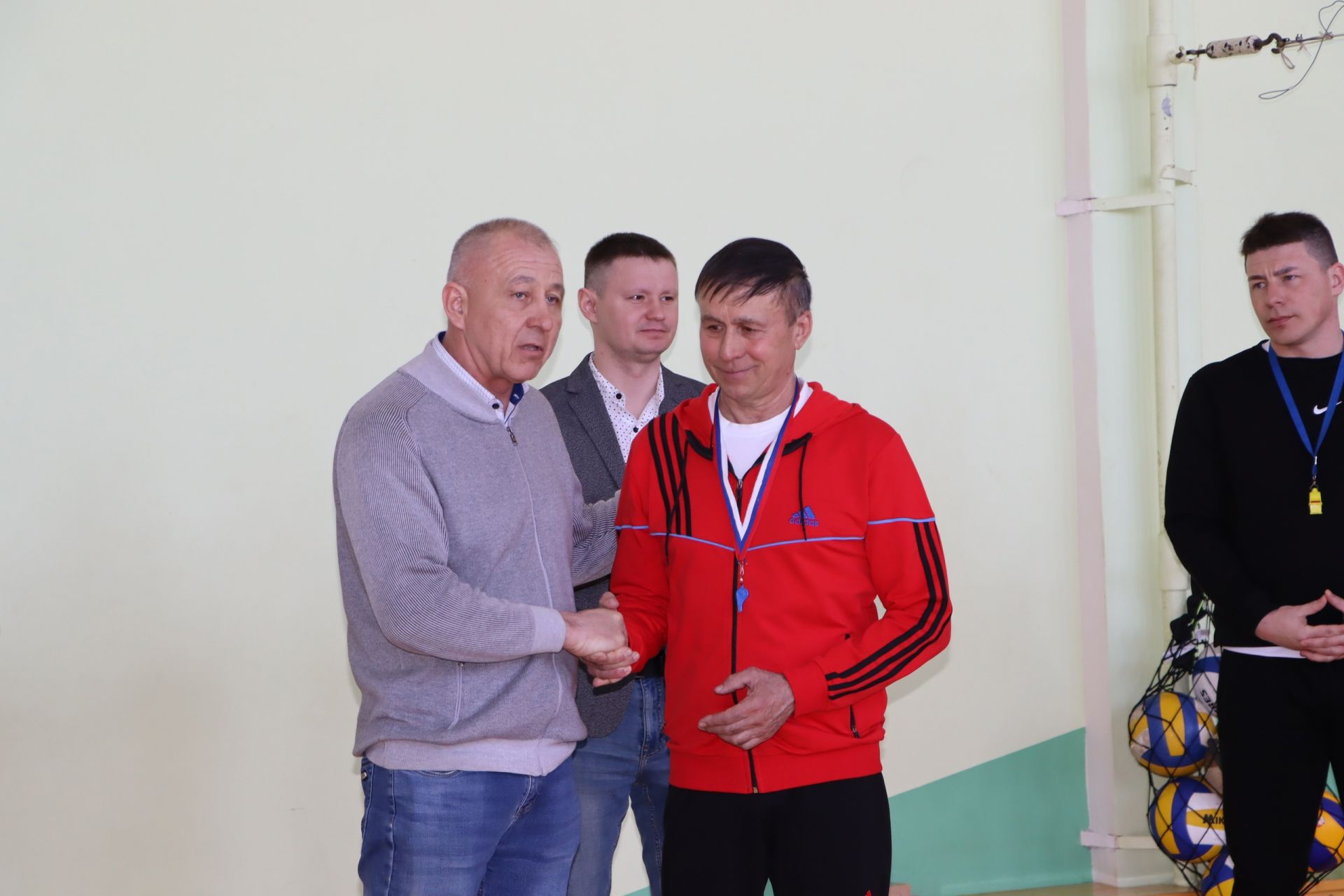Апаста укытучы Рәмис Гыйззәтов үзенең 9нчы турнирын үткәрде