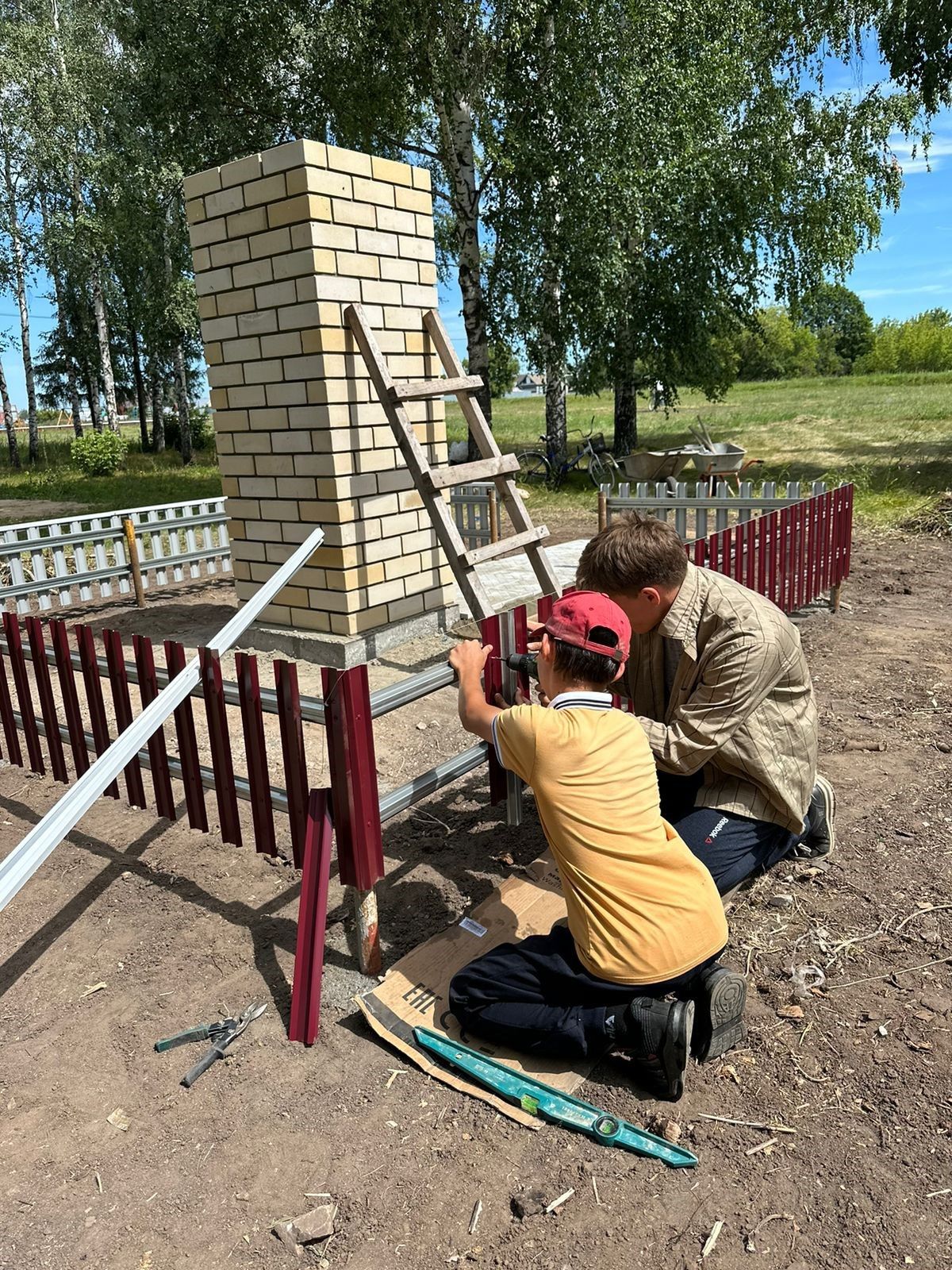 Открытие памятника контр-адмиралу в Бишево