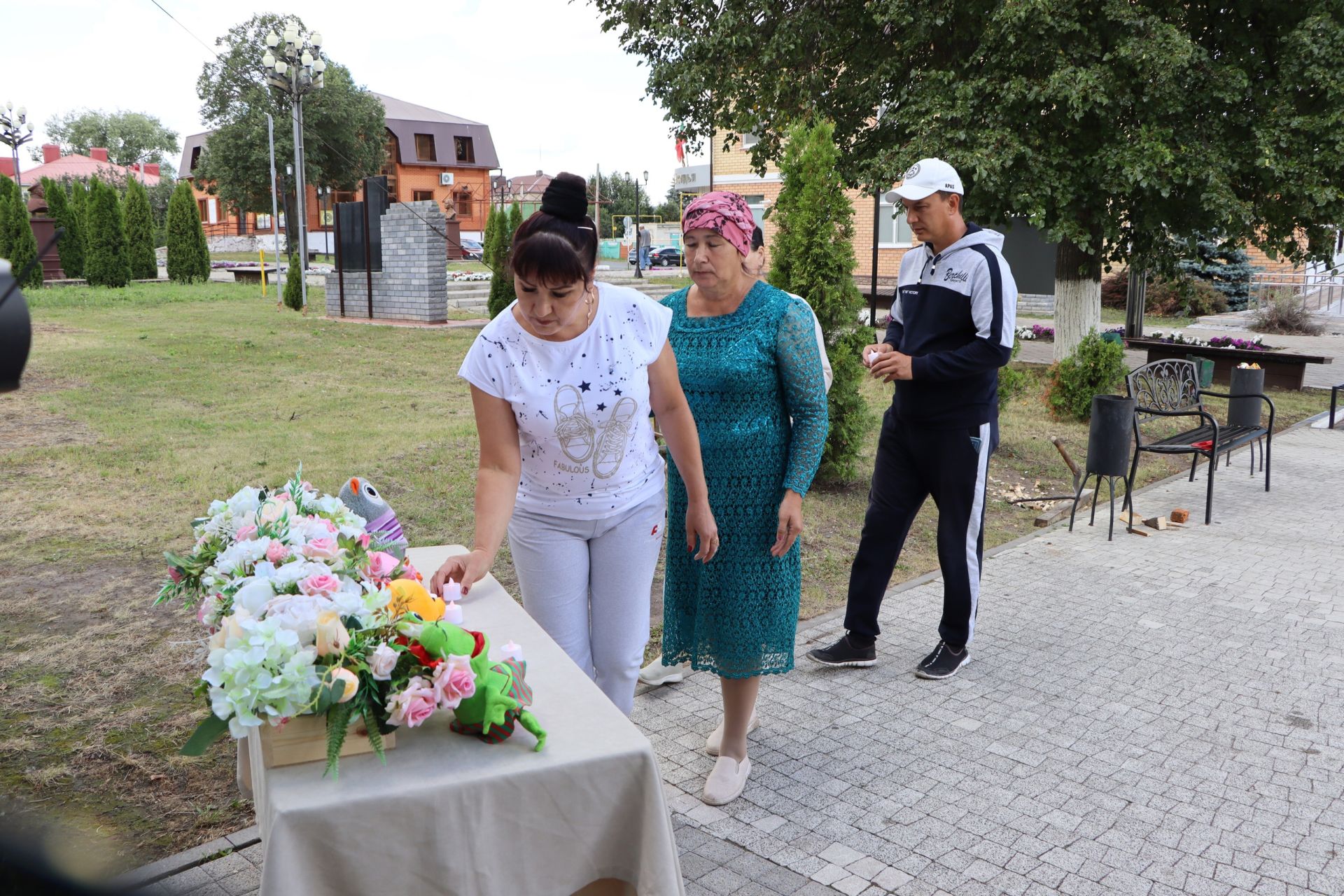 Апаста Донбасстагы сугышта һәлак булган балаларны искә алдылар