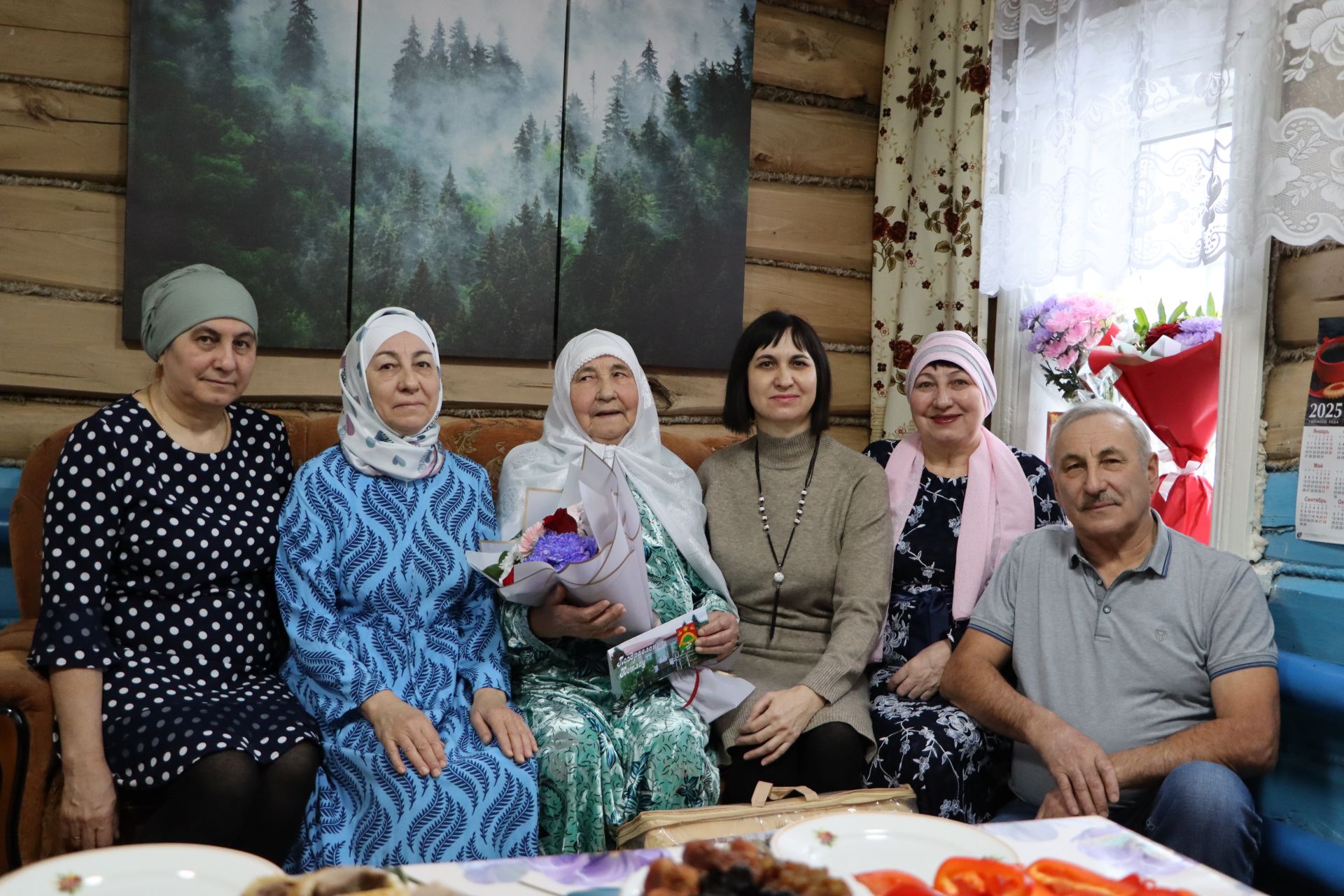 Рәхимә әби Гыймадиева: Чабата киеп үскән балалар без