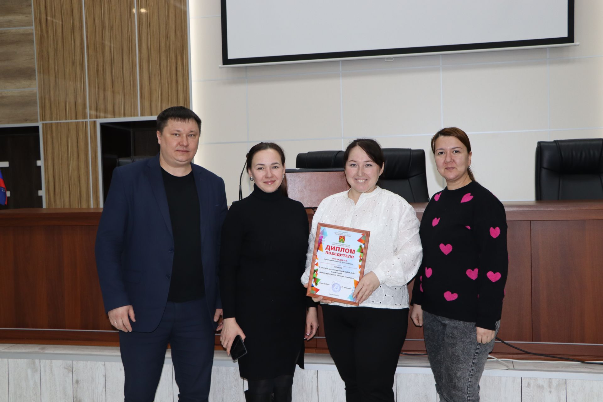 Табар Черкене мәктәбе – “Шәпсани” бәйгесе җиңүчесе