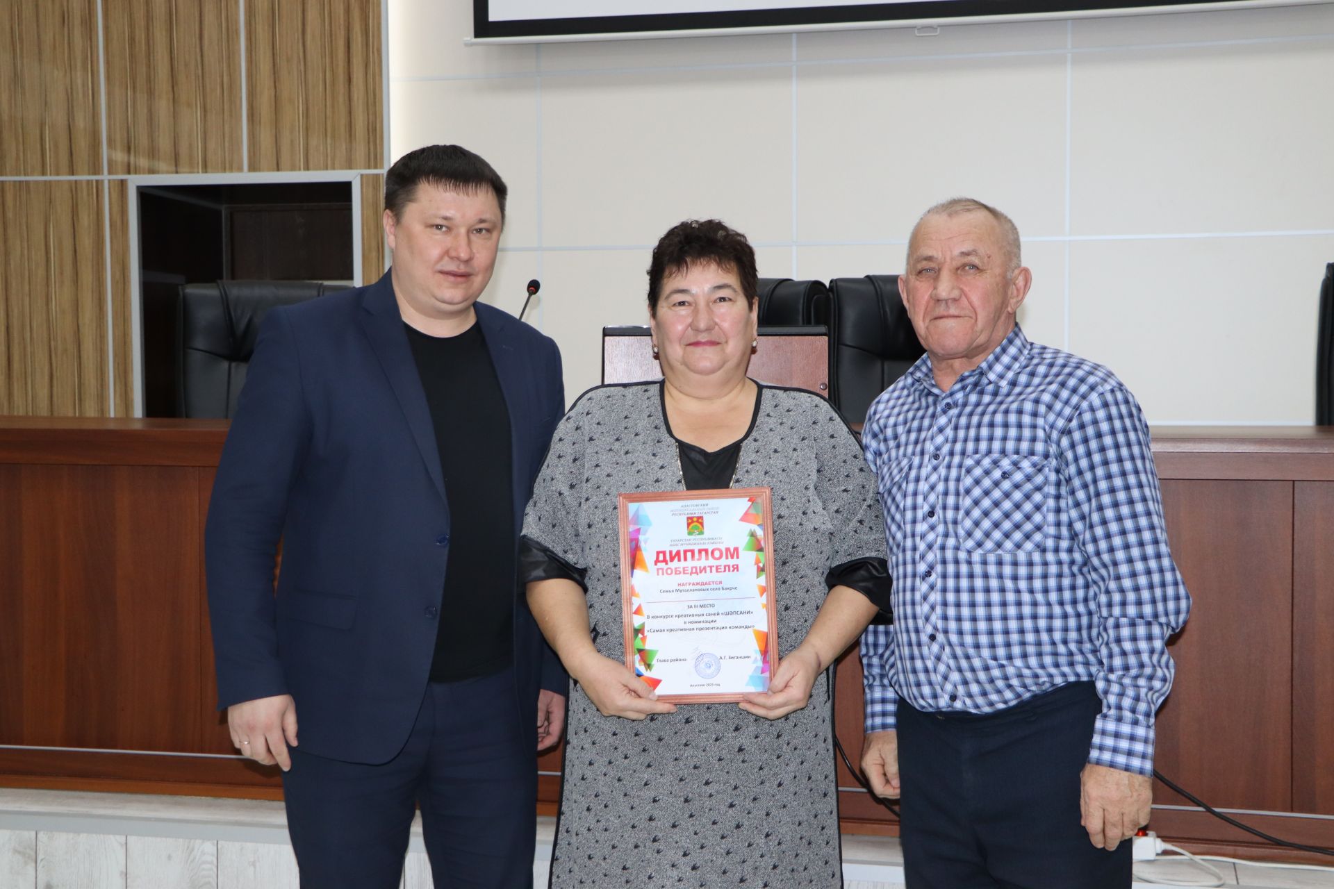 Табар Черкене мәктәбе – “Шәпсани” бәйгесе җиңүчесе