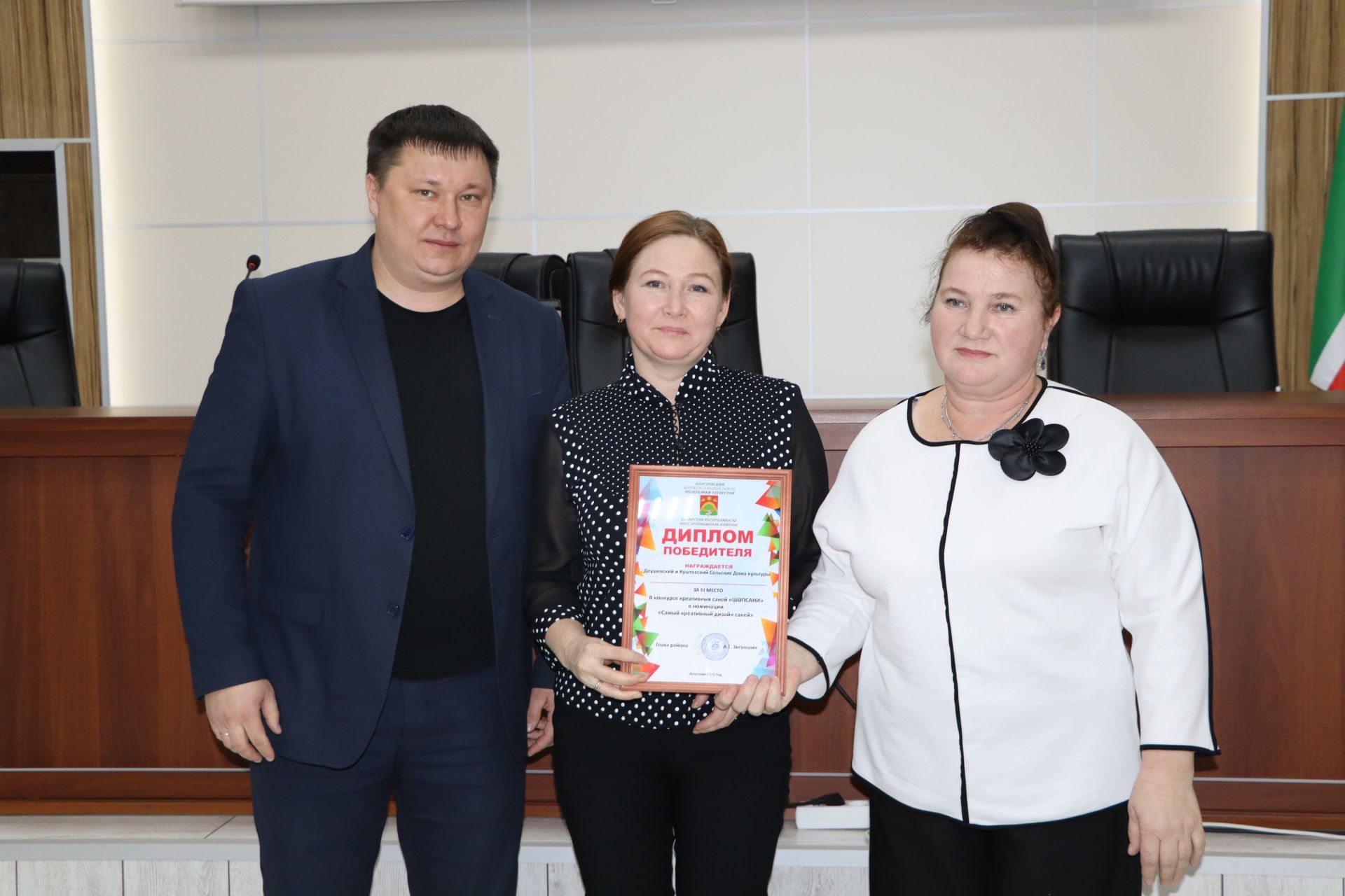 Табар Черкене мәктәбе – “Шәпсани” бәйгесе җиңүчесе