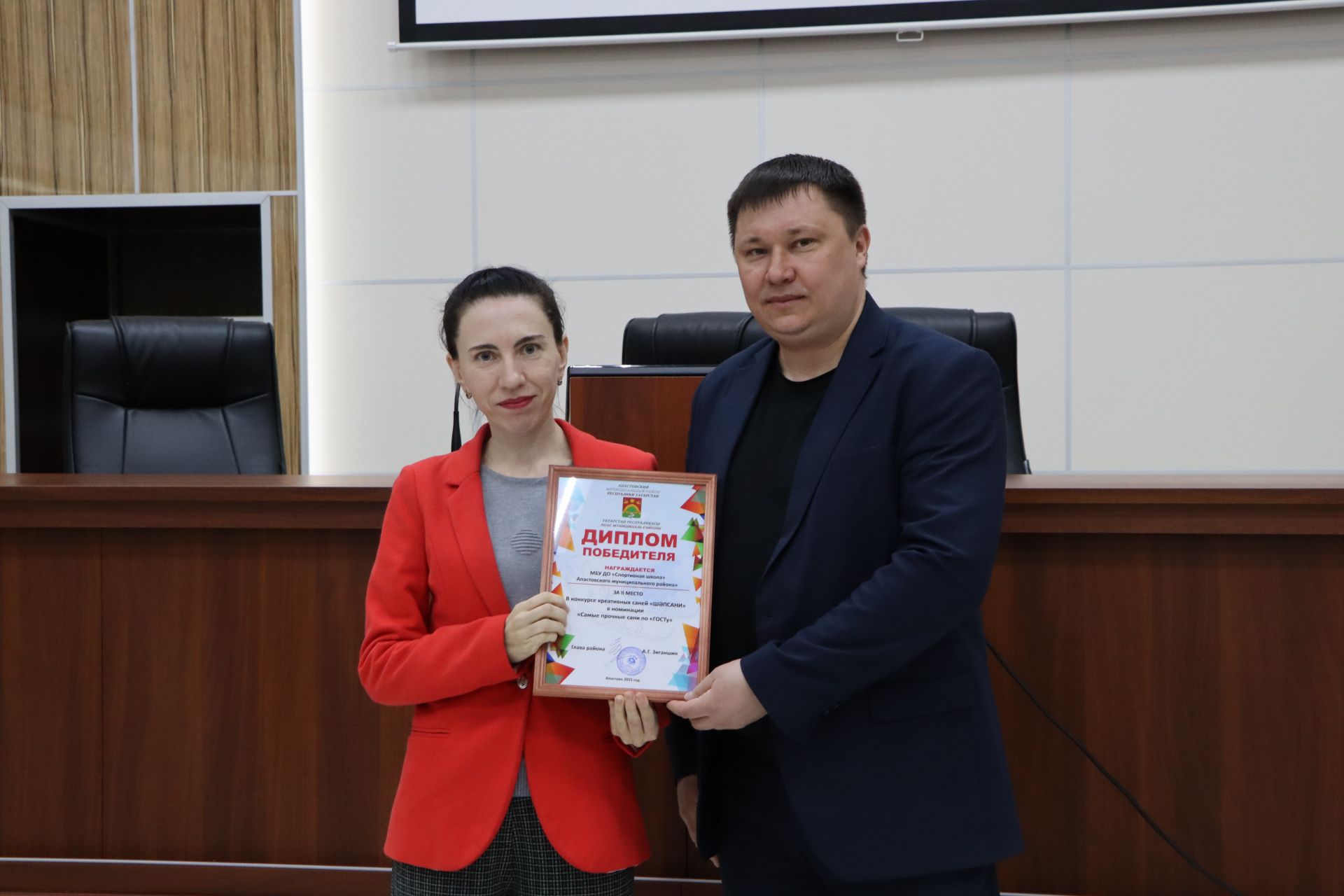 Табар Черкене мәктәбе – “Шәпсани” бәйгесе җиңүчесе