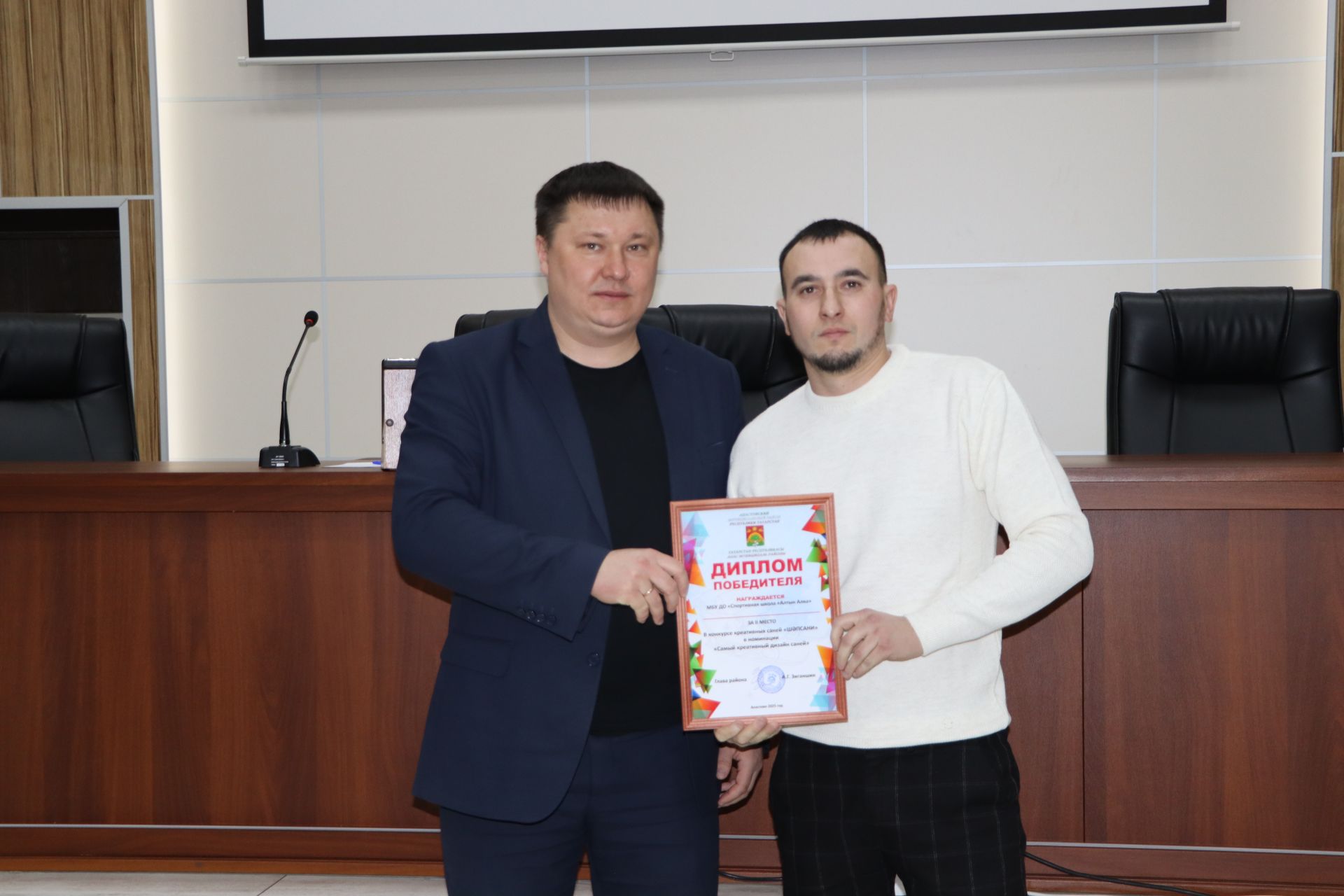 Табар Черкене мәктәбе – “Шәпсани” бәйгесе җиңүчесе