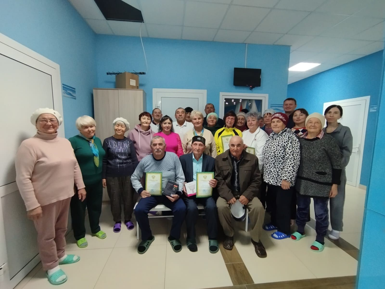 Апас өлкәннәре җитезлектә көч сынашты