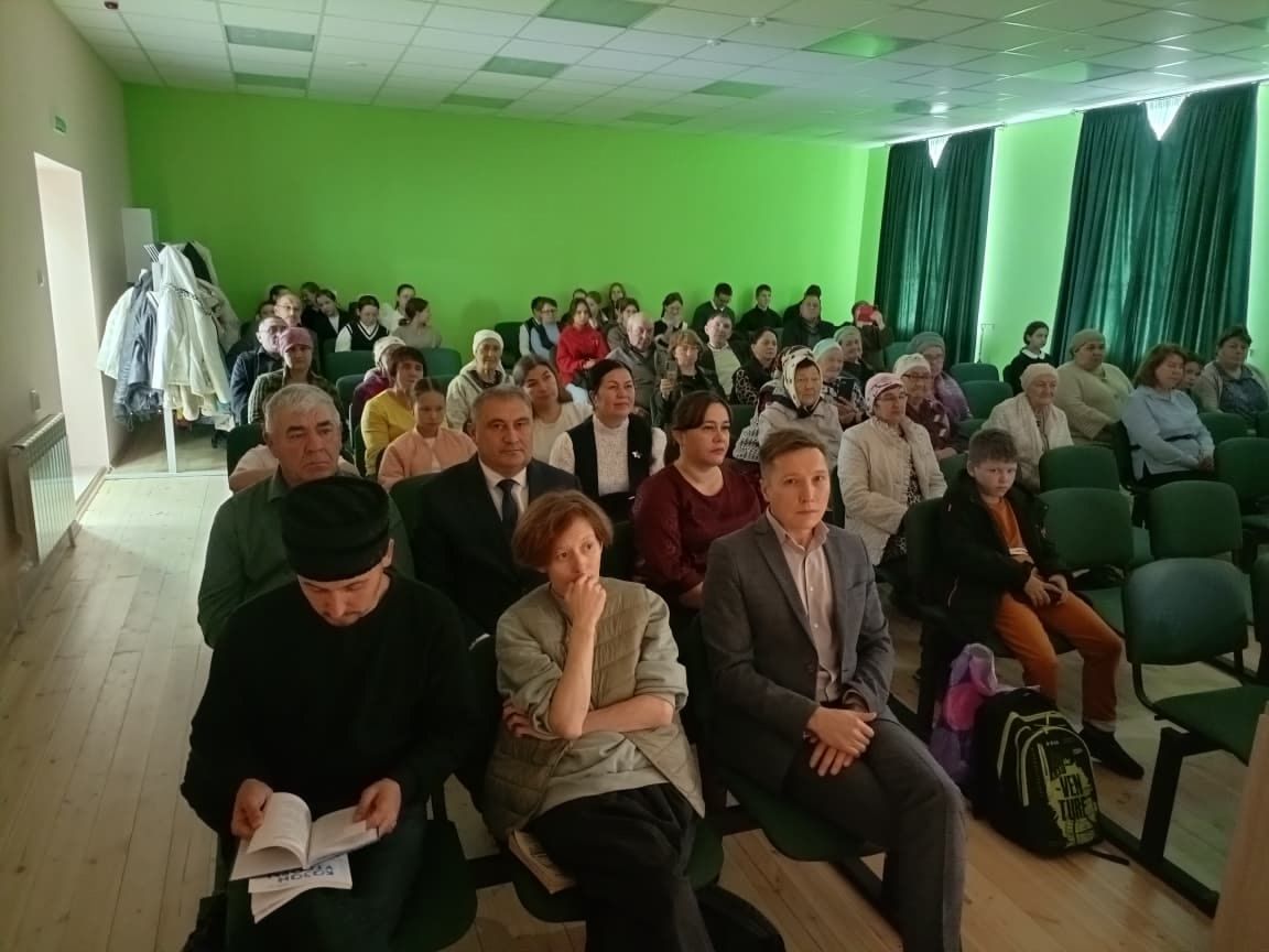 Карамасар авылында шигырь бәйрәме узды
