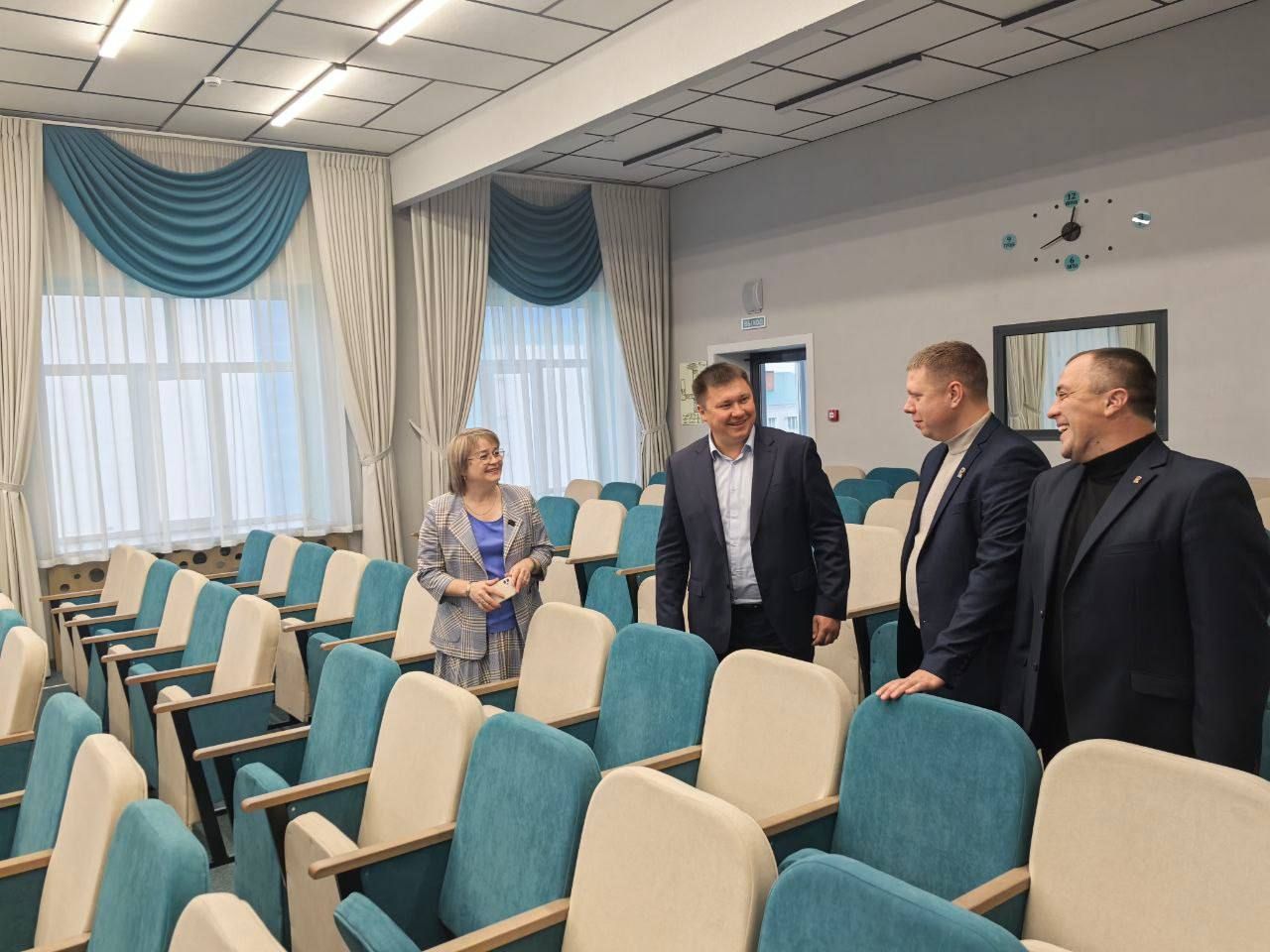 Апастовский район посетила делегация народных избранников из Луганской Народной Республики