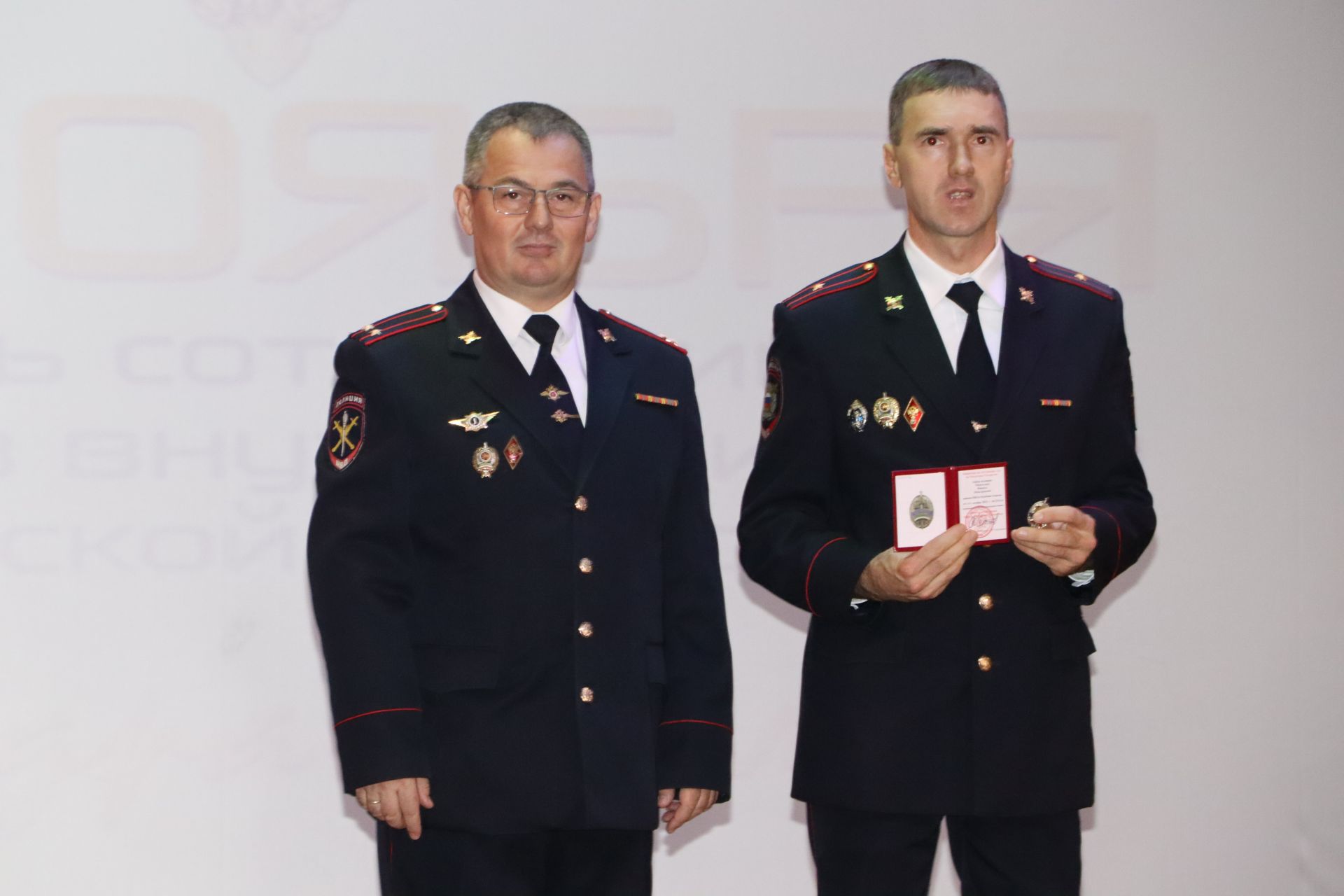 Участок инспекторлары һәм балигъ булмаганнар белән эшләү бүлекчәсе җитәкчесе Фәнил Мингалиев: “Без һәрчак халык белән эшлибез”