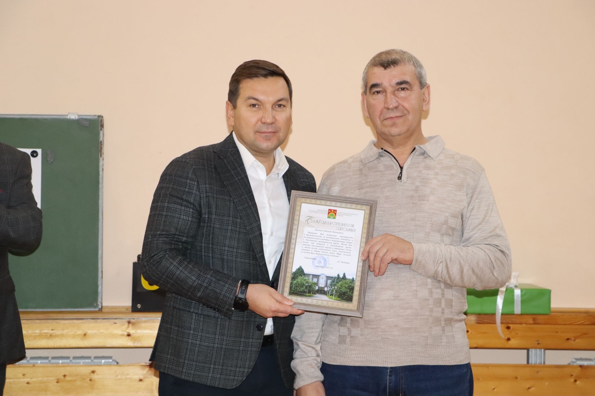 Биеш мәктәбендә волейбол ярышлары бара