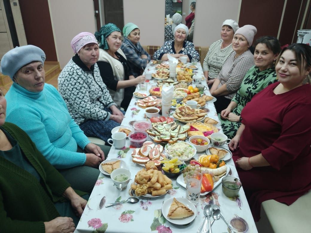 Дәүләкидә батыр ул үстергән Аналар хөрмәтләнде