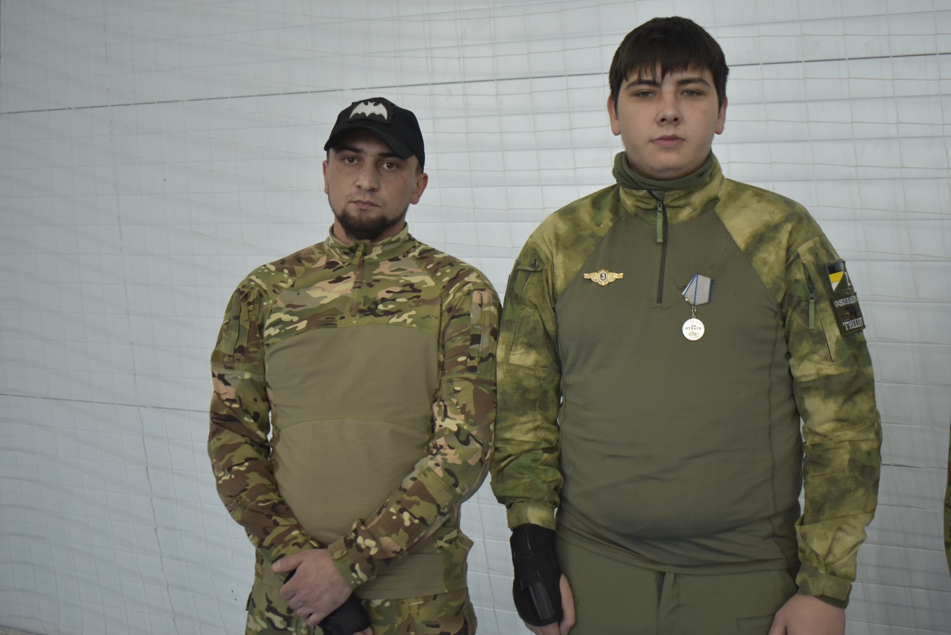Апаста хәрби хәрәкәтләрдә һәлак булган райондашларны көрәш келәмендә искә алдылар