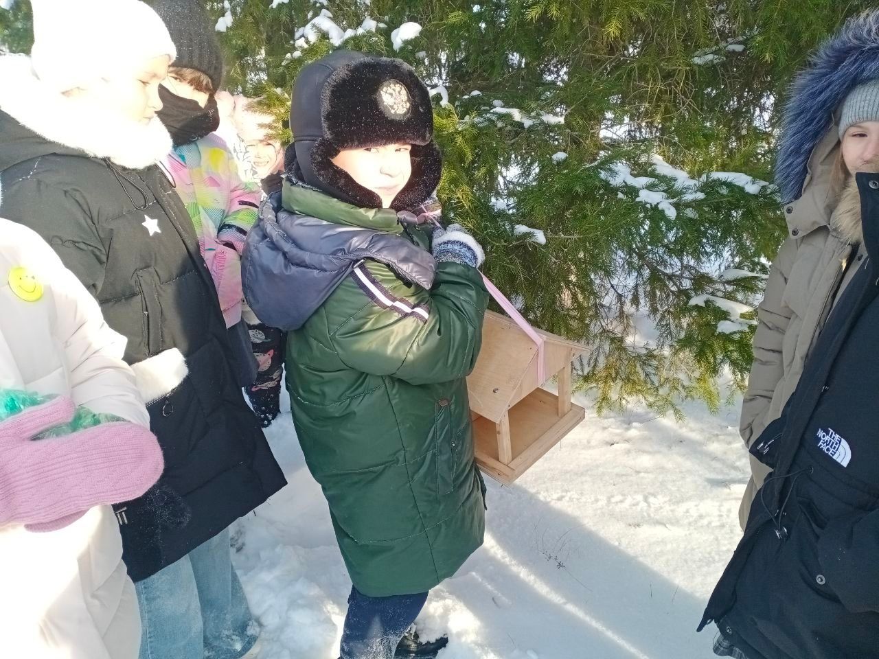Учащиеся Табар-Черкийской школы присоединились к акции «Покормите птиц зимой!»