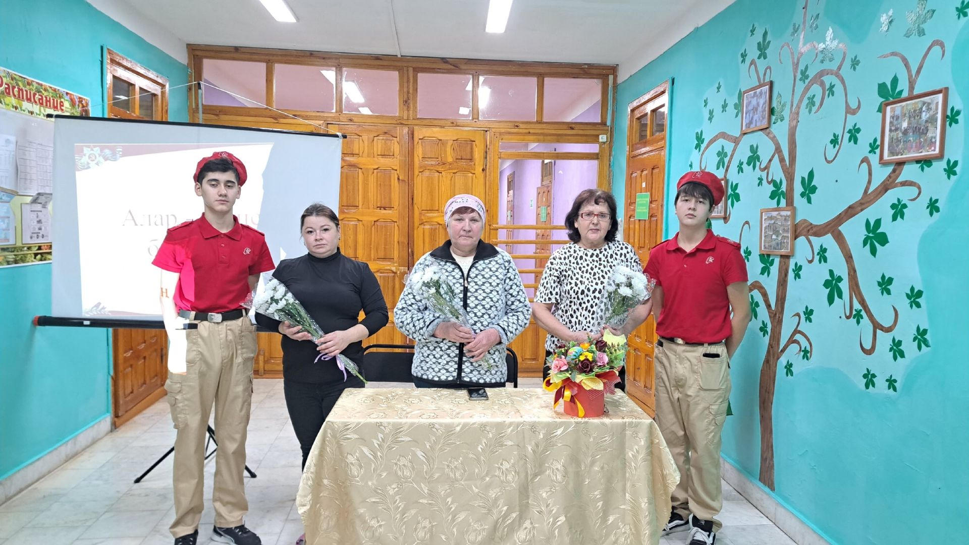 В Давликеевской школе прошло торжественное мероприятие, приуроченное ко Дню героев Отечества