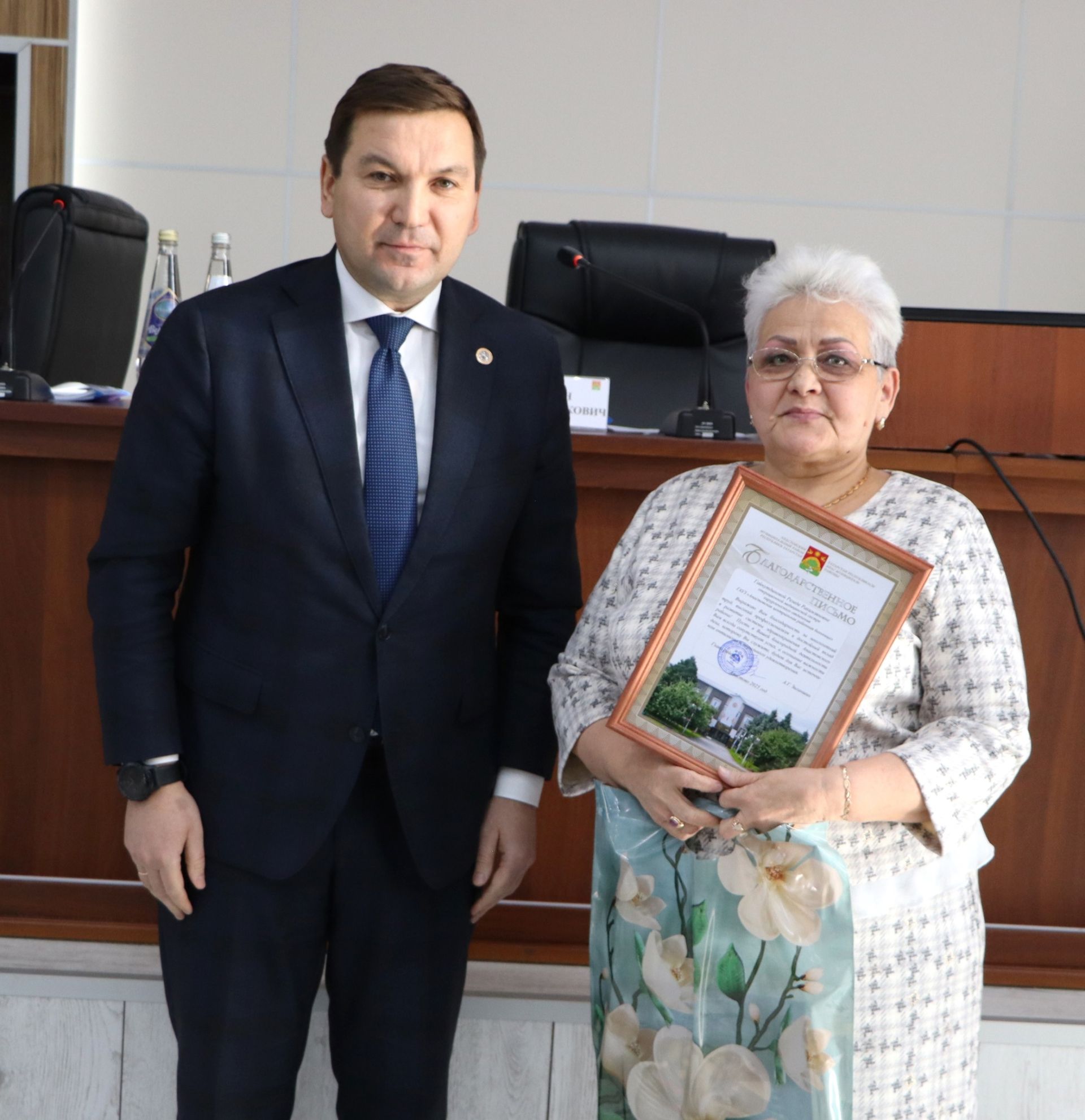 Апаста медицина хезмәткәрләре эшчәнлеккә нәтиҗә ясады