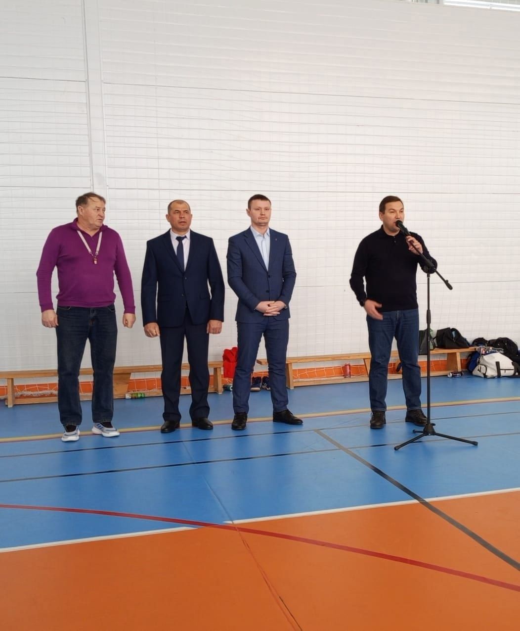 Район башлыгы кубогы апаслылар кулында